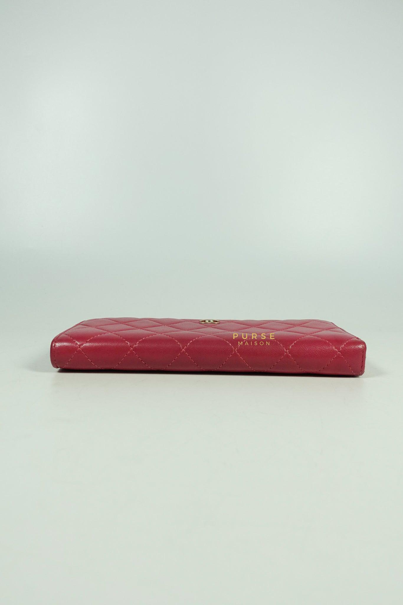 Chanel Zipped Long Wallet in Pink Lambskin and Gold Hardware Series 17