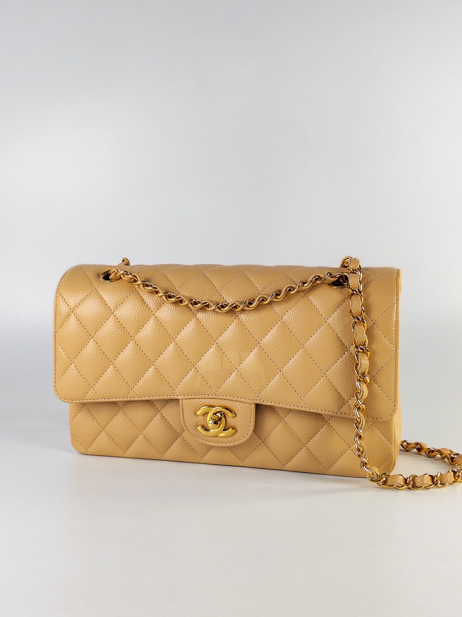 Classic Double Flap Medium in Beige Clair Caviar Leather & Gold Hardware(Microchip)
