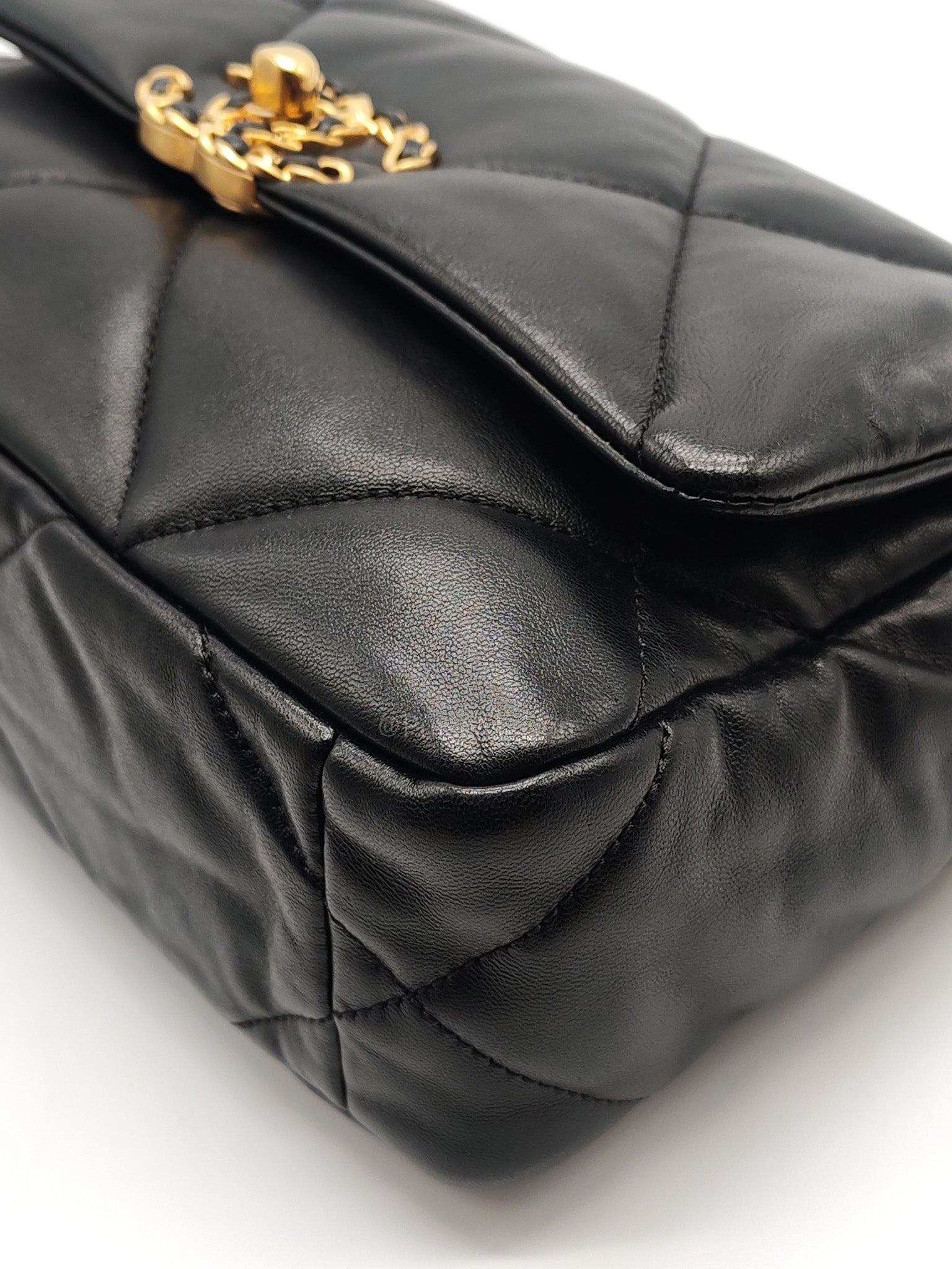19 Small in Black Quilted Lambskin Leather & Mixed Hardware Microchip