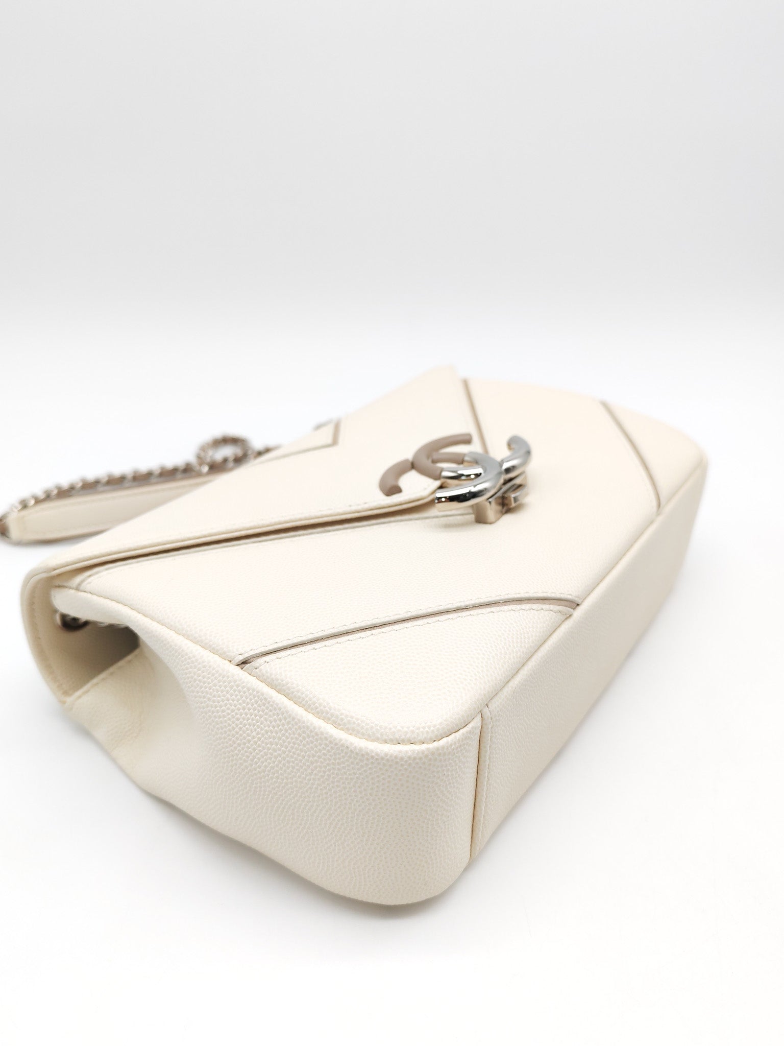 Chanel Chevron Flap Bag in White Caviar Leather & Palladium Hardware Series 23