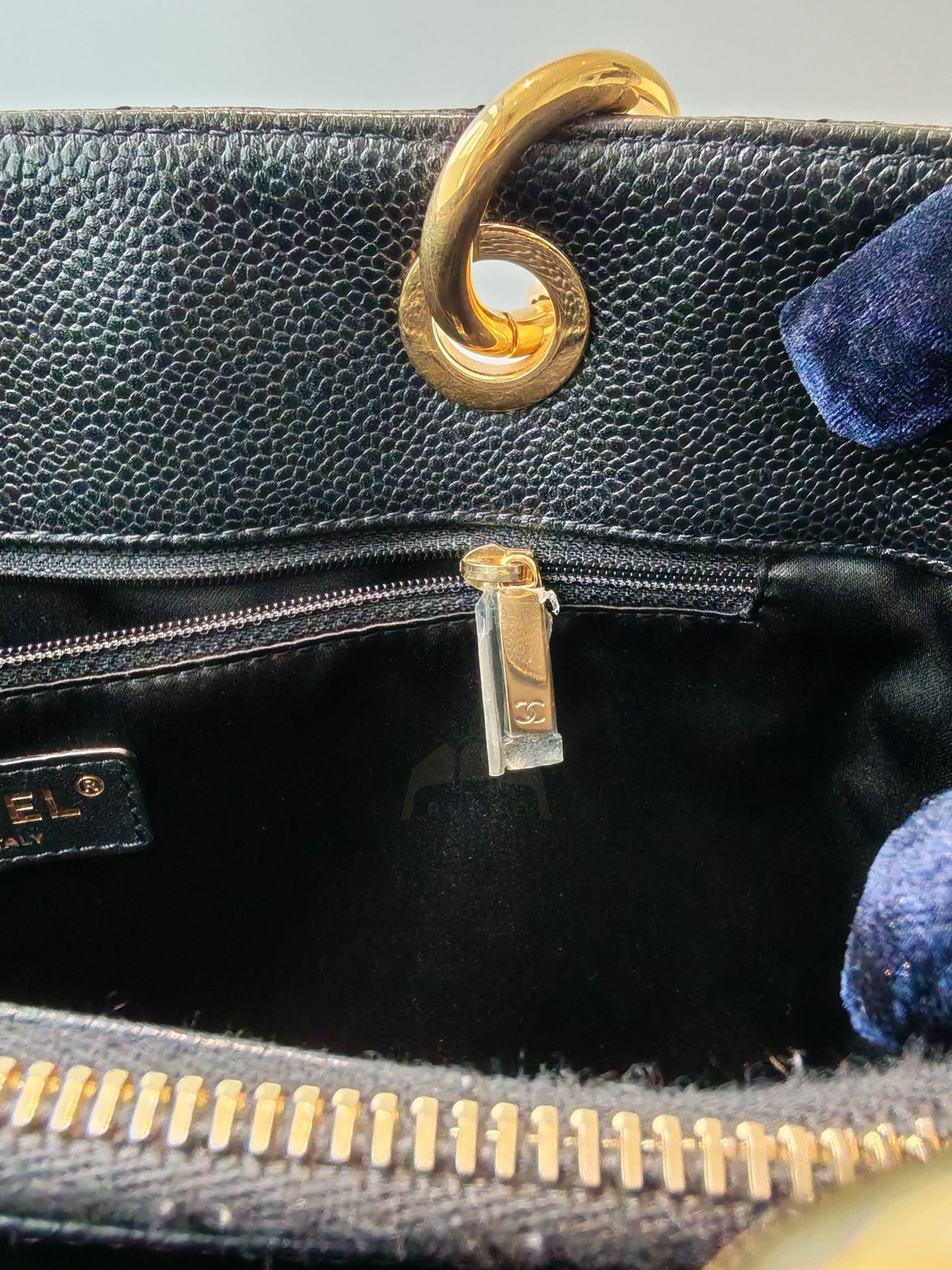 Grand Shopping Tote (GST) in Black Caviar Leather and Gold Hardware Series 21