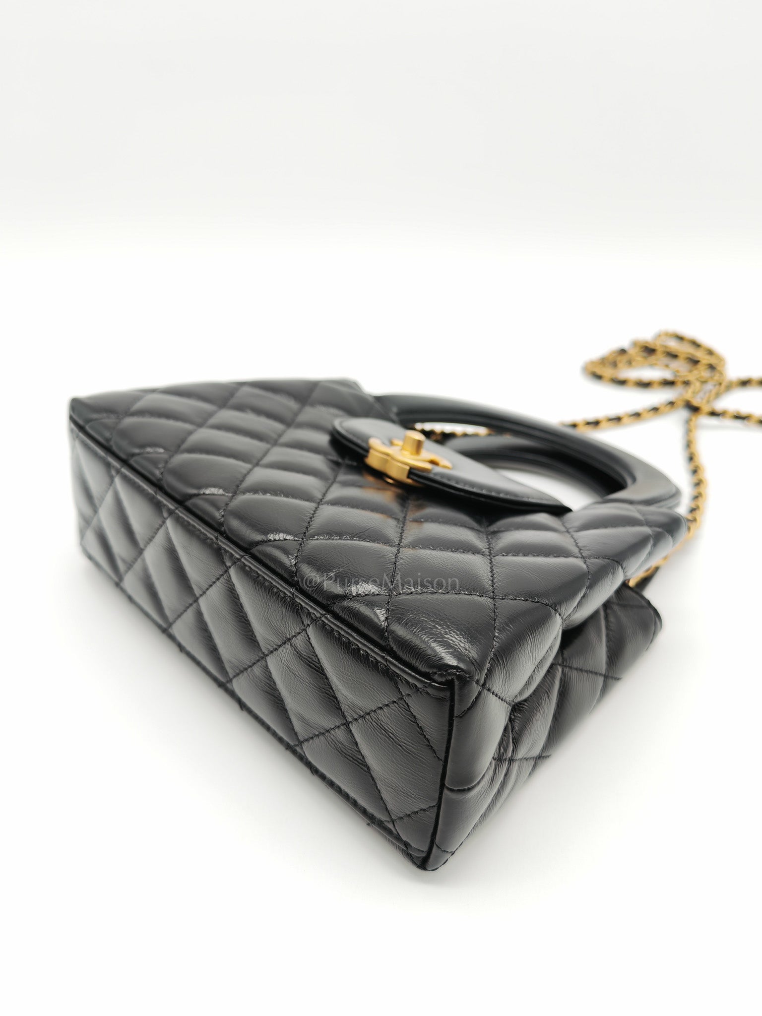 CC Kelly Small in Black Shiny Calfskin Leather and Aged Gold Hardware (Microchip)