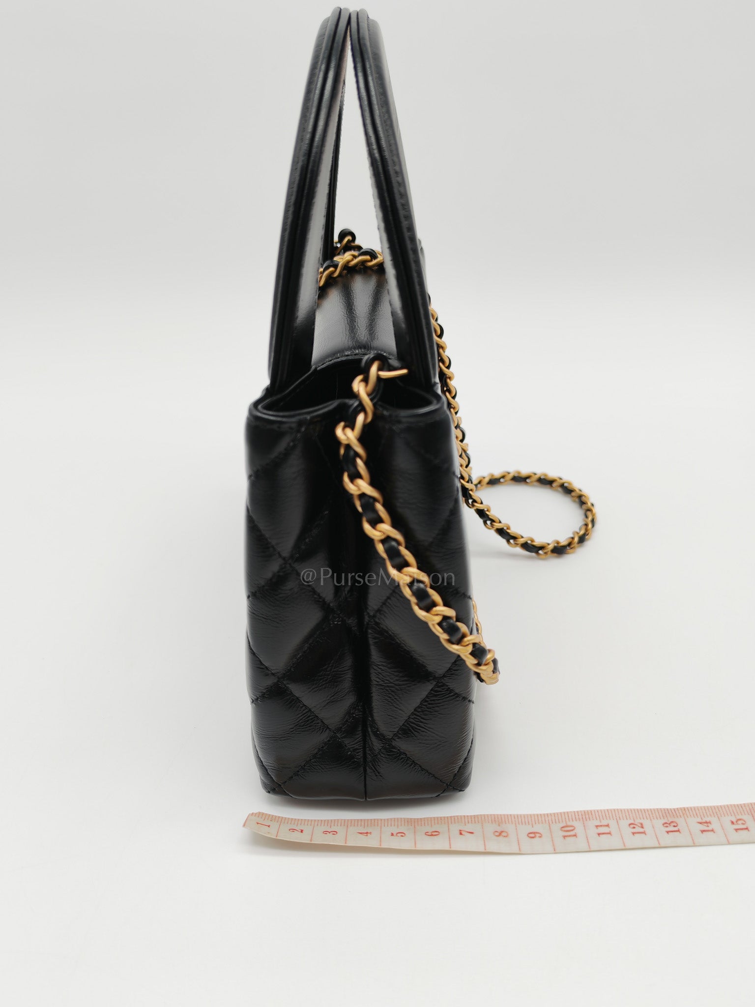 CC Kelly Small in Black Shiny Calfskin Leather and Aged Gold Hardware (Microchip)