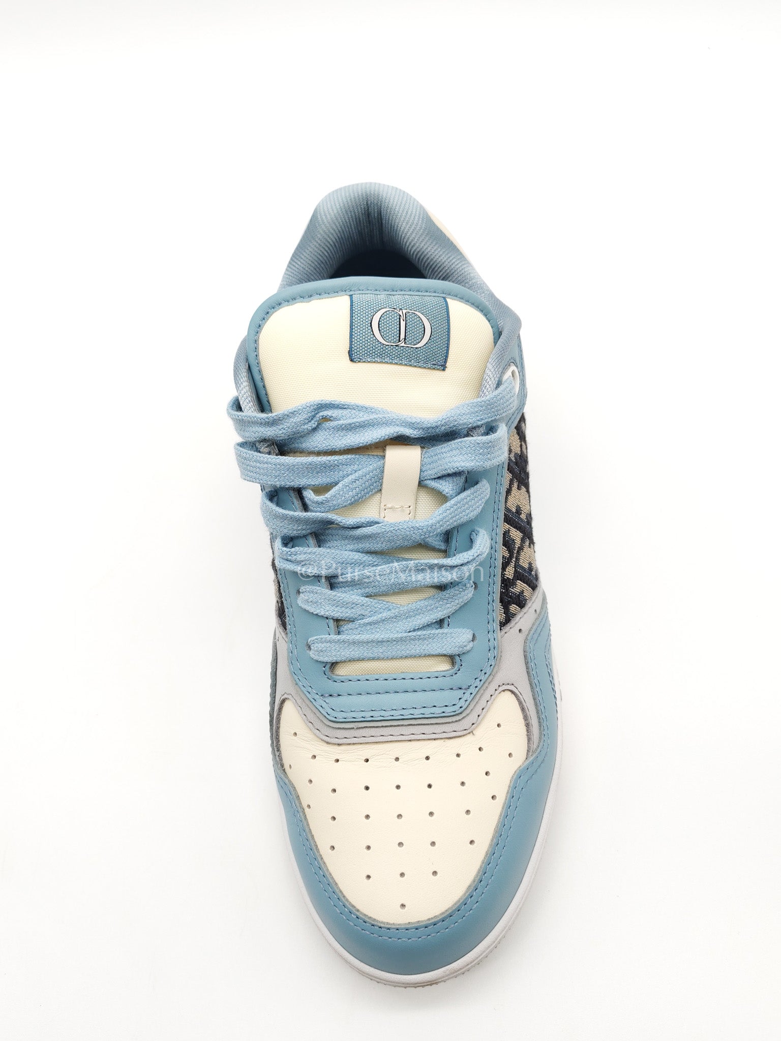 Christian Dior B-27 Low Top Sneaker Light Blue and Cream Size 41 EU (26 cm) | Purse Maison Luxury Bags Shop