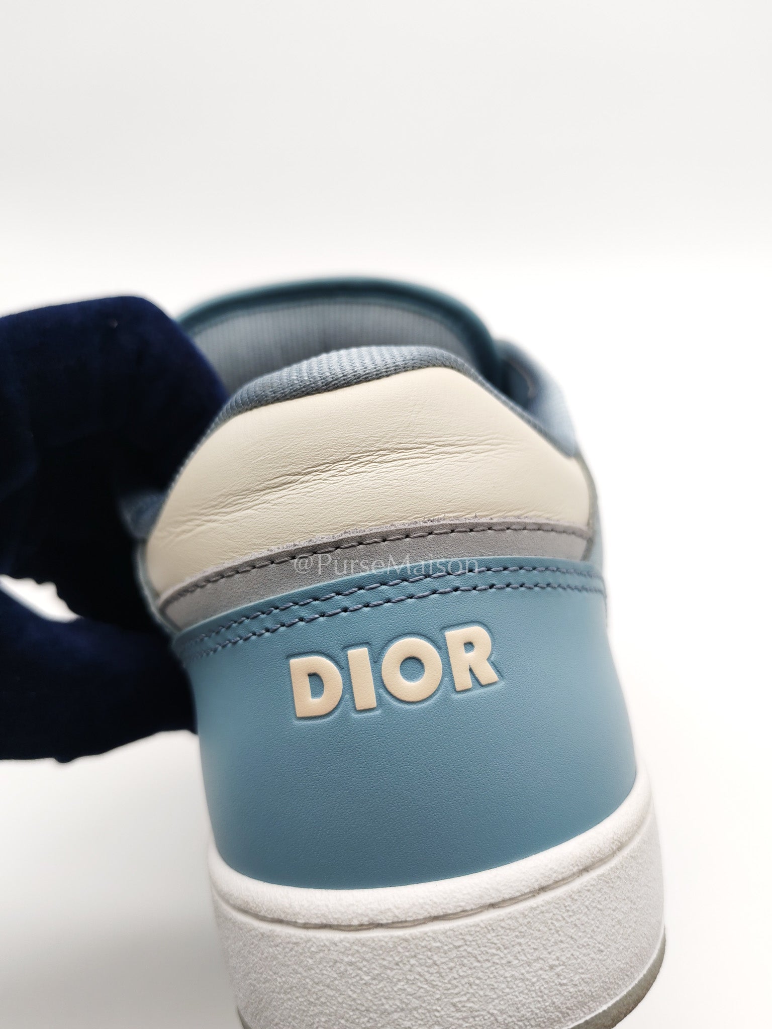 Christian Dior B-27 Low Top Sneaker Light Blue and Cream Size 41 EU (26 cm) | Purse Maison Luxury Bags Shop
