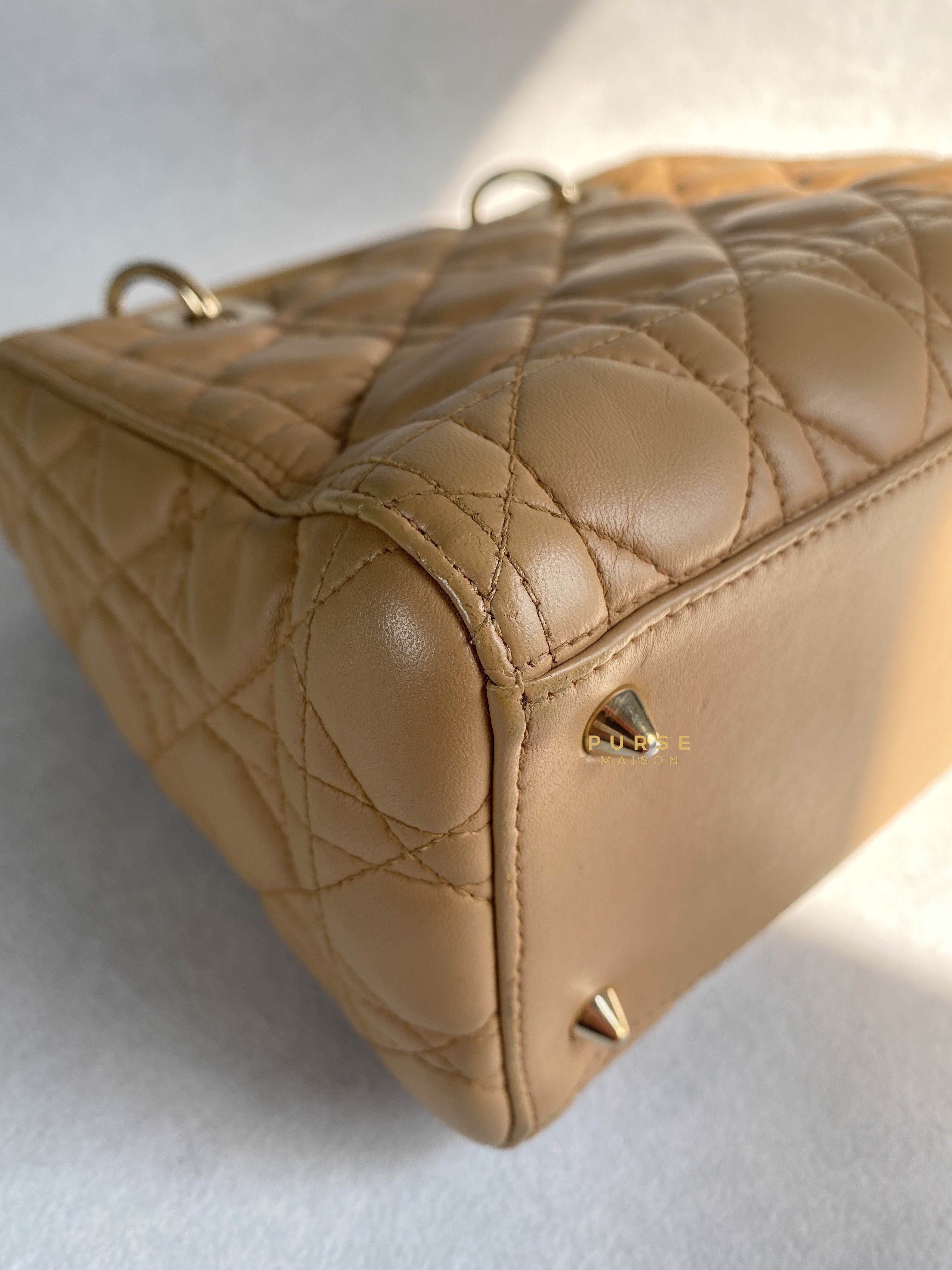 Christian Dior Lady Dior Beige Medium Light Gold hardware Lambskin | Purse Maison Luxury Bags Shop