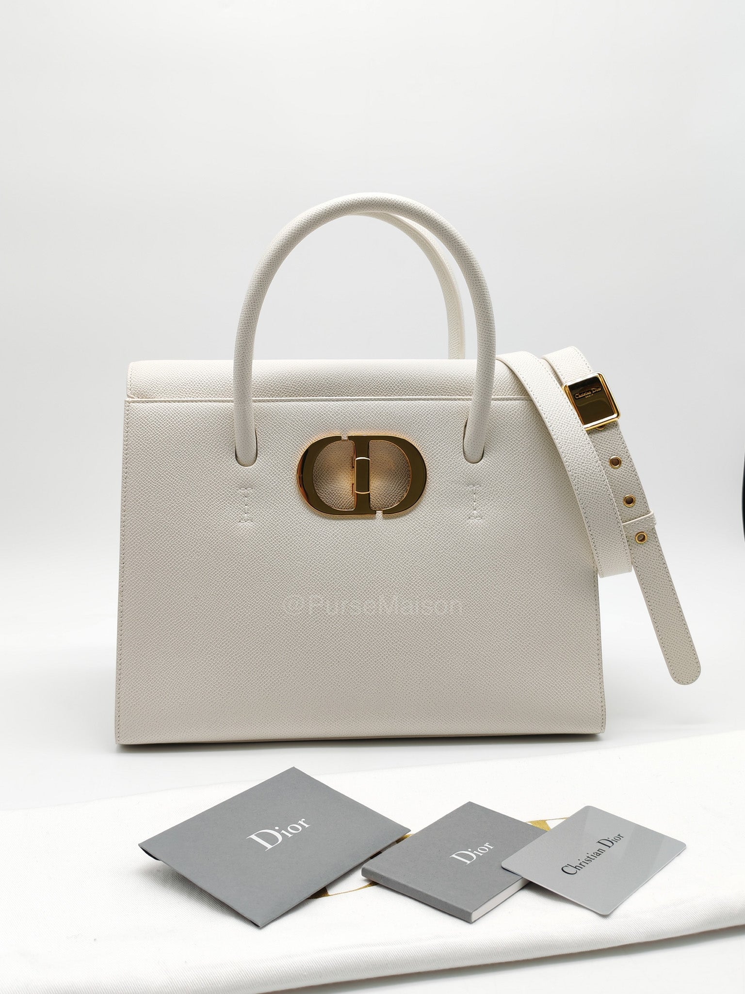 Christian Dior Saint Honore Tote Bag in Off White Grained Calfskin Leather Shoulder Bag | Purse Maison Luxury Bags Shop