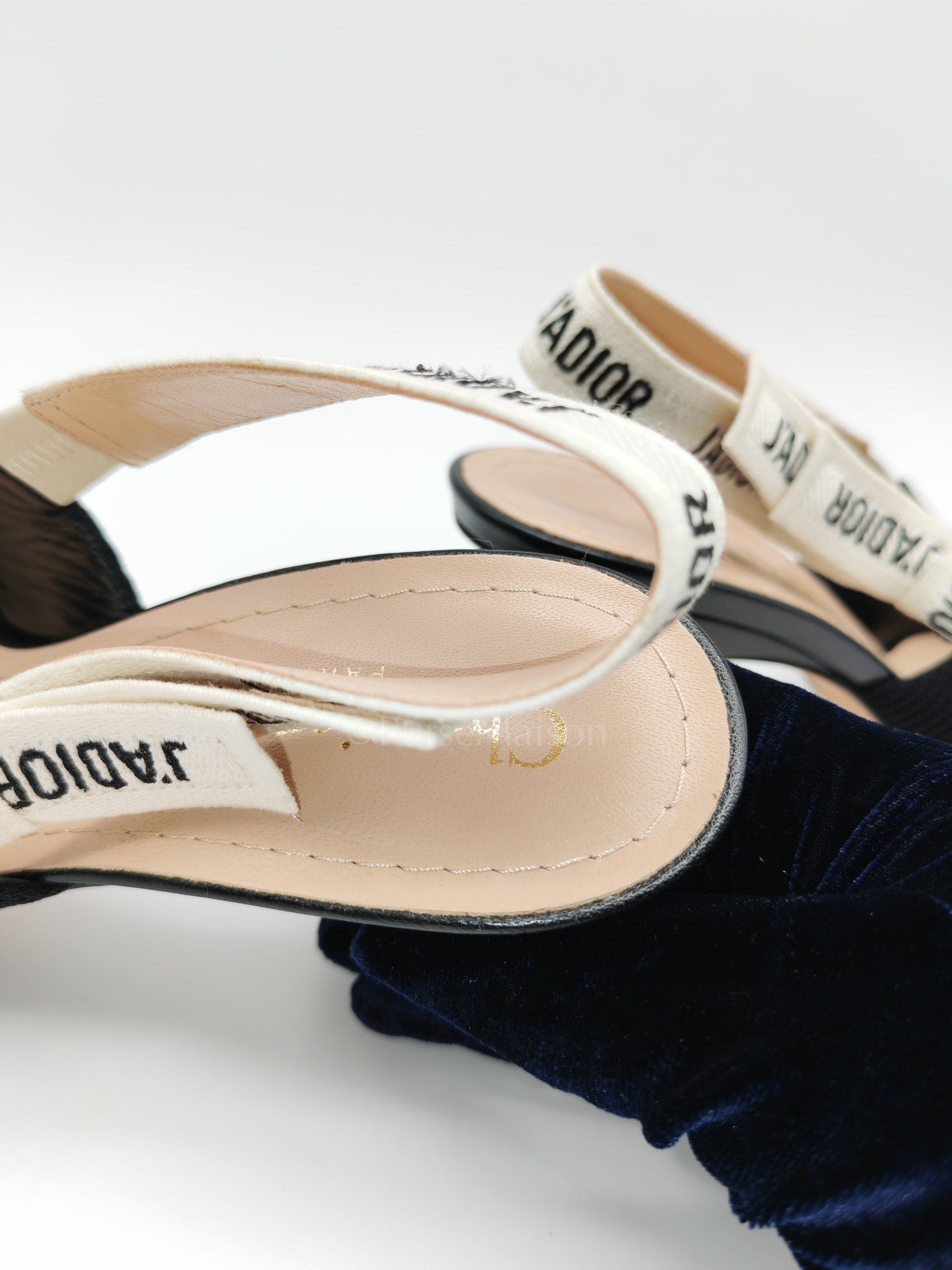 J'adior Slingback Pumps in Black Technical Fabric Size 37 EU (24cm)