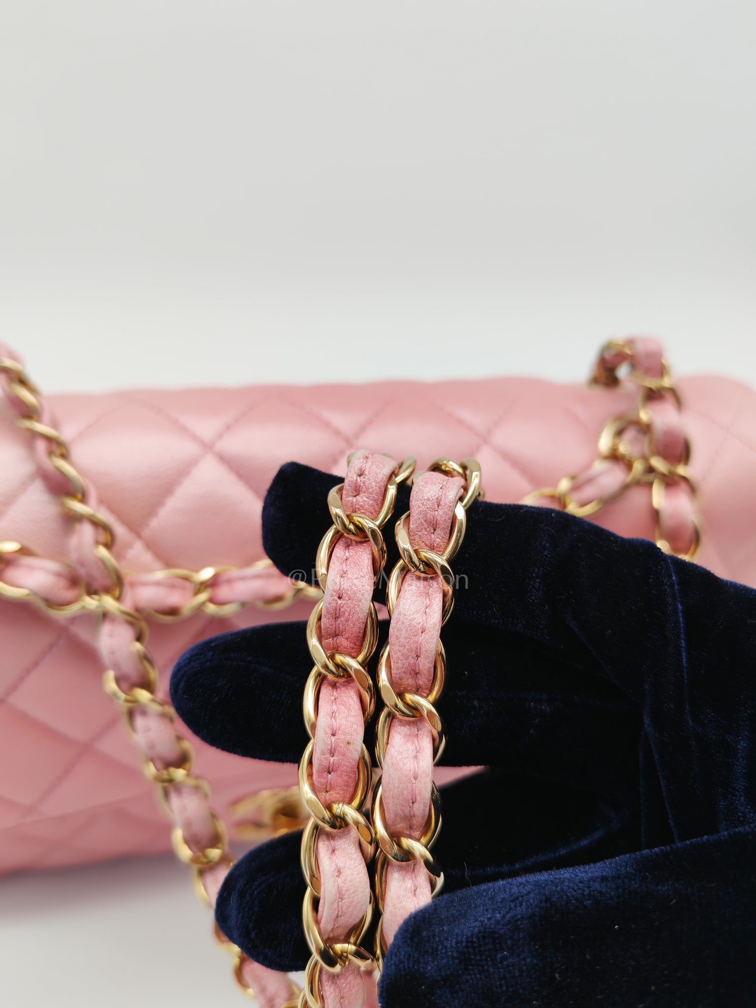 Classic Double Flap in Iridescent Pink Quilted Calfskin Leather and Gold Hardware (Microchip) | Purse Maison Luxury Bags Shop