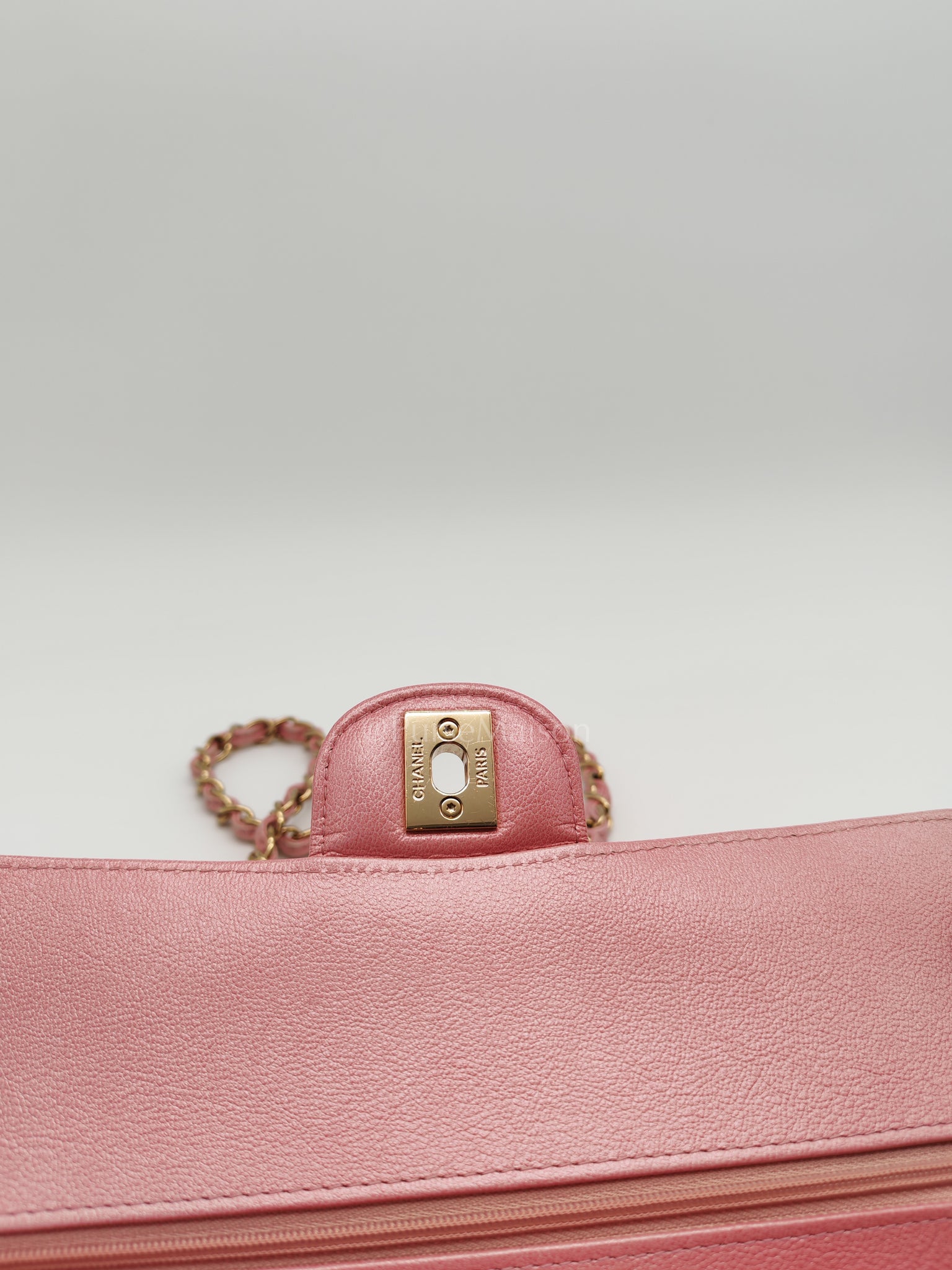 Classic Double Flap in Iridescent Pink Quilted Calfskin Leather and Gold Hardware (Microchip) | Purse Maison Luxury Bags Shop