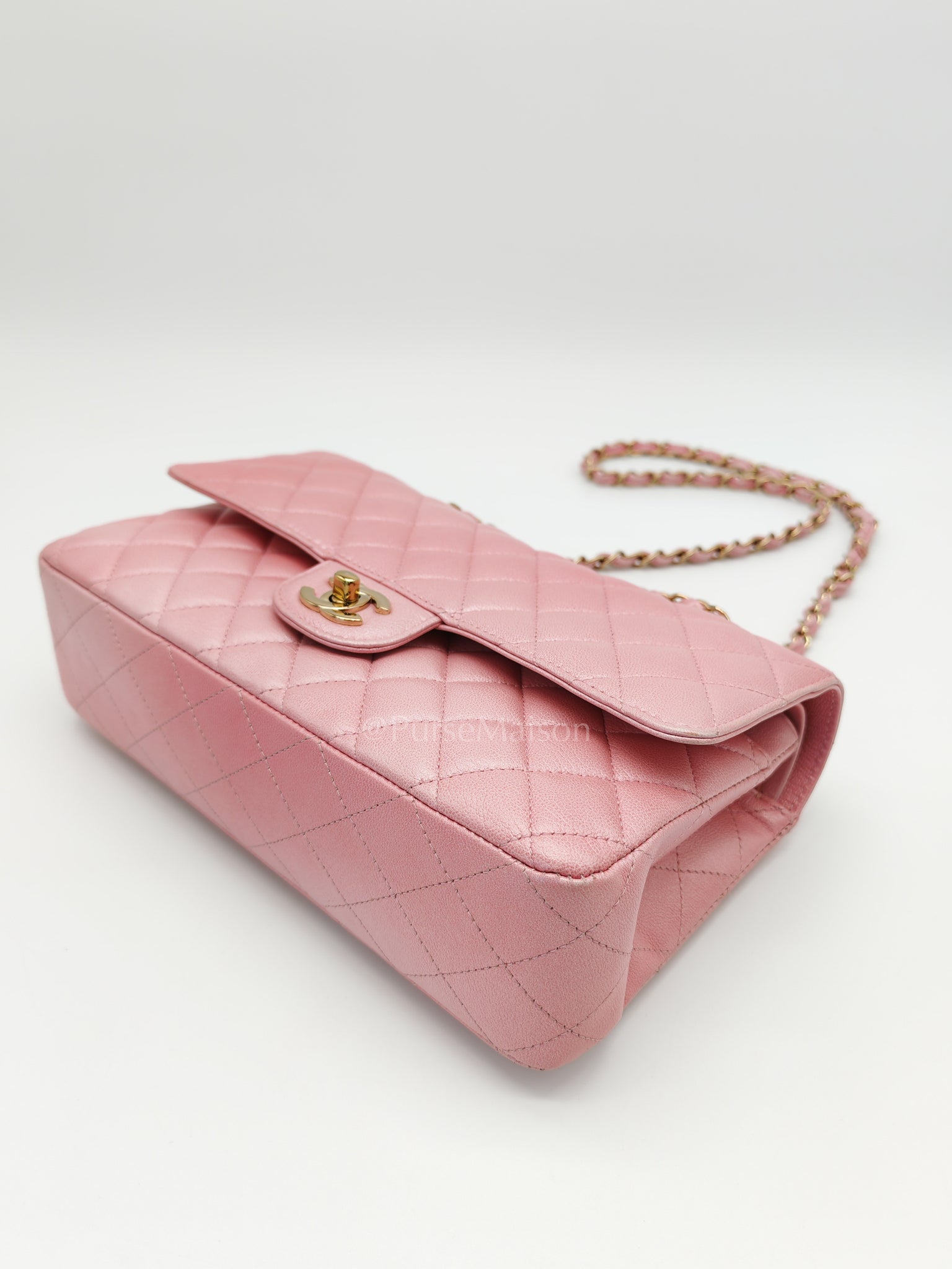 Classic Double Flap in Iridescent Pink Quilted Calfskin Leather and Gold Hardware (Microchip) | Purse Maison Luxury Bags Shop