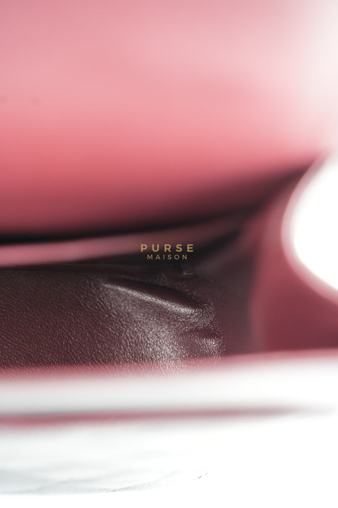 Classic Double Flap Maxi in Black Caviar Leather & Gold Hardware (Series 15) | Purse Maison Luxury Bags Shop