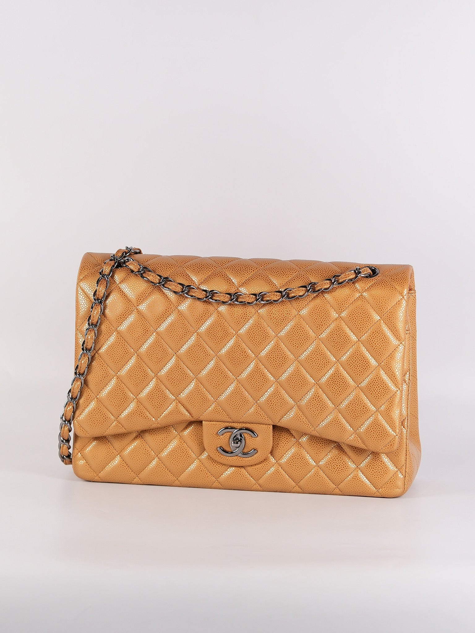 Classic Double Flap Maxi Metallic in Caviar Leather and Silver Hardware Series 14 | Purse Maison Luxury Bags Shop