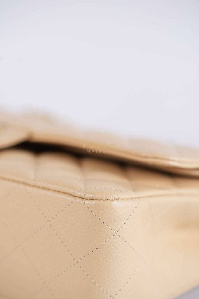 Classic Double Flap Medium Beige Clair in Caviar Leather and Gold Hardware (Microchip) | Purse Maison Luxury Bags Shop