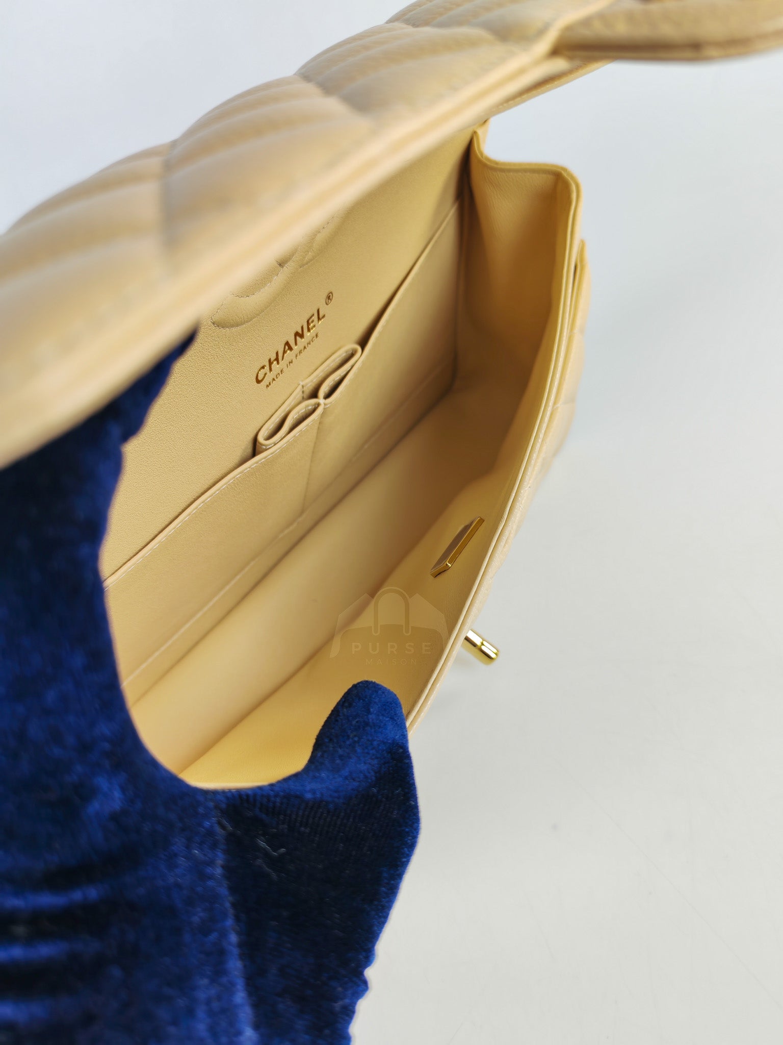 Classic Double Flap Medium in Beige Clair Caviar Leather & Gold Hardware(Microchip) | Purse Maison Luxury Bags Shop