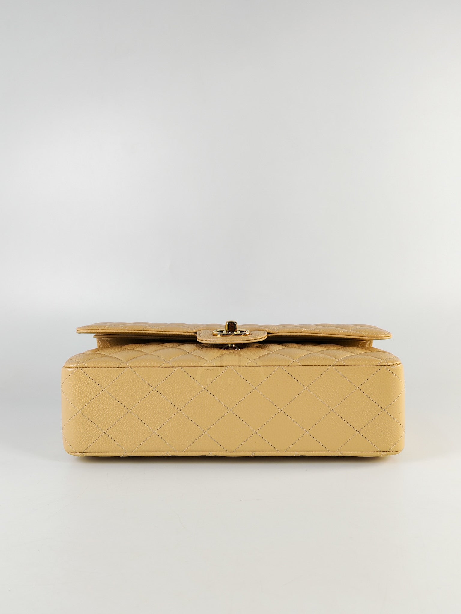 Classic Double Flap Medium in Beige Clair Caviar Leather & Gold Hardware(Microchip) | Purse Maison Luxury Bags Shop