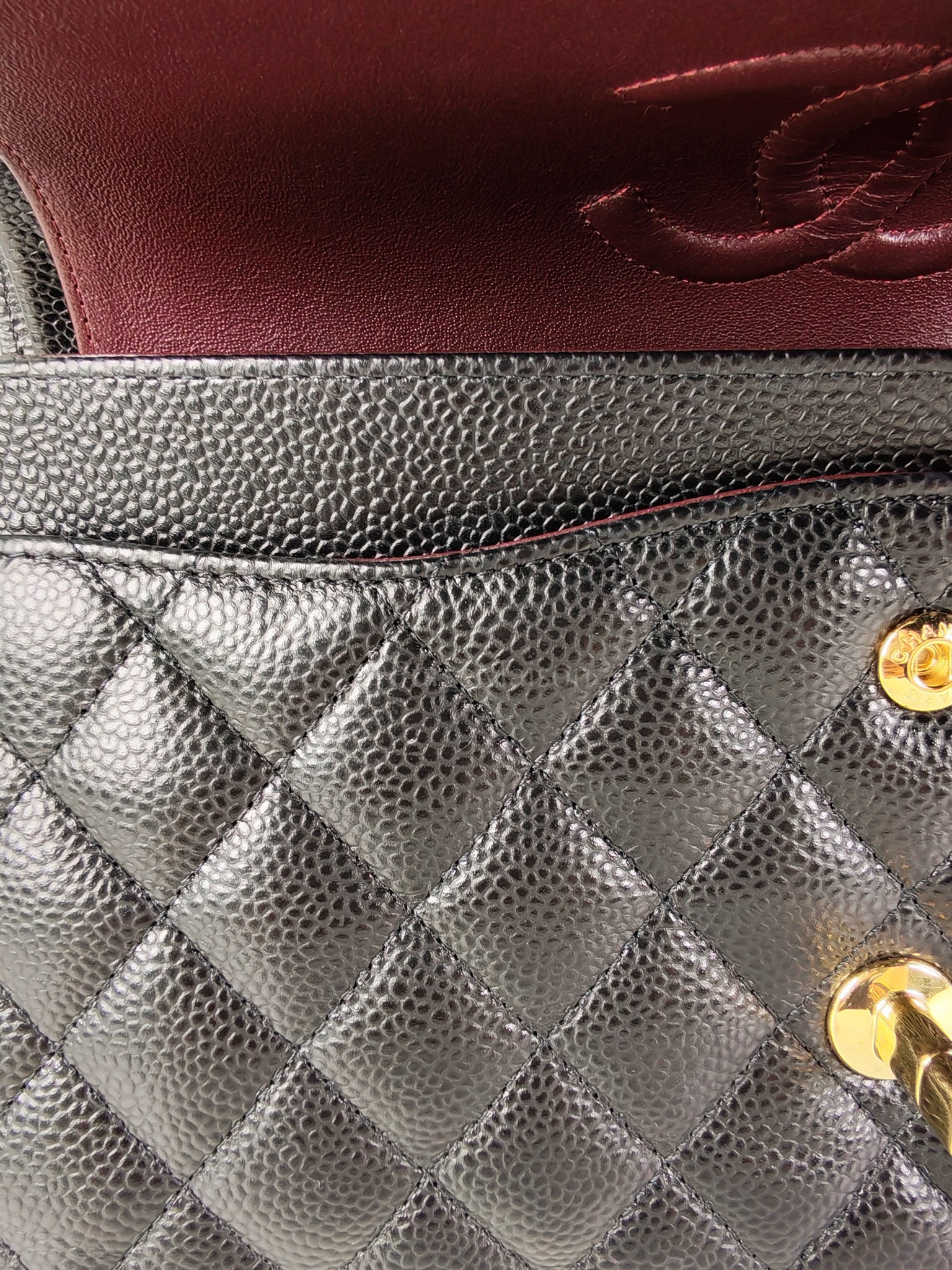 Classic Double Flap Medium in Black Caviar Leather and Gold Hardware (Microchip) | Purse Maison Luxury Bags Shop