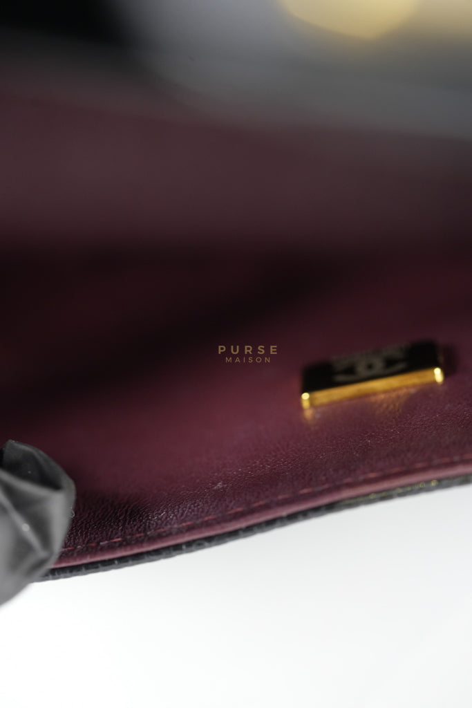 Classic Double Flap Medium in Black Caviar Leather and Gold Hardware (Microchip) | Purse Maison Luxury Bags Shop