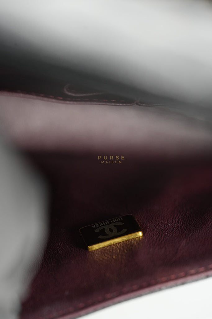 Classic Double Flap Medium in Black Caviar Leather and Gold Hardware (Microchip) | Purse Maison Luxury Bags Shop