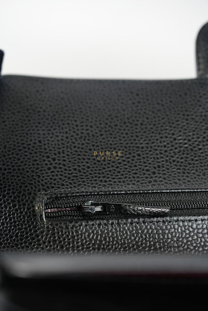 Classic Double Flap Medium in Black Caviar Leather Gold Hardware (Microchip) | Purse Maison Luxury Bags Shop