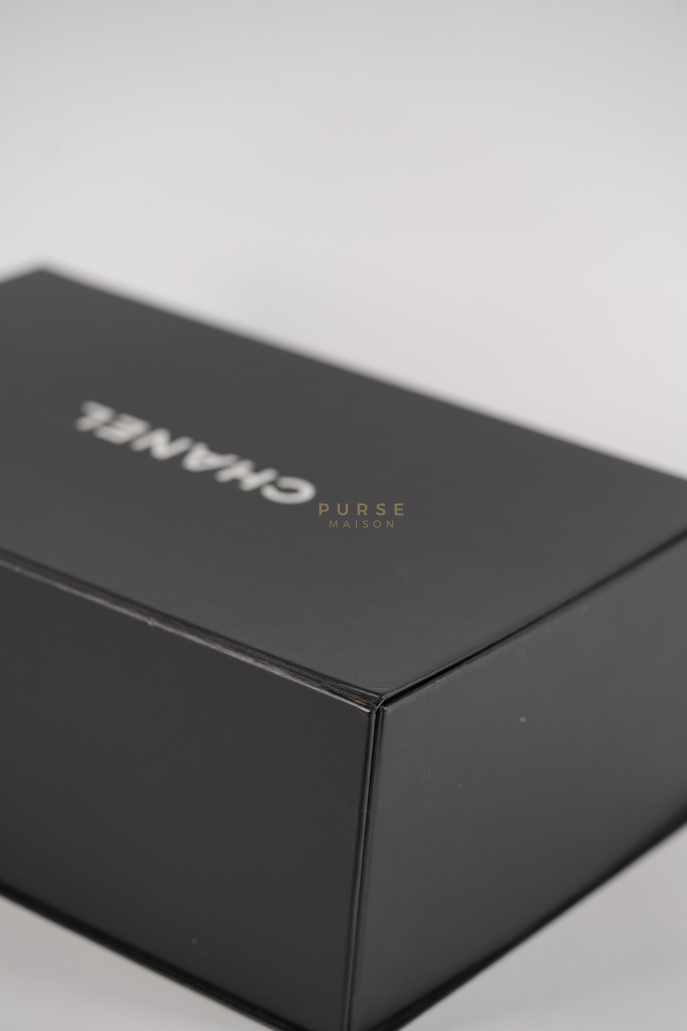 Classic Double Flap Medium in Black Quilted Caviar Leather and Gold Hardware Series 25 | Purse Maison Luxury Bags Shop