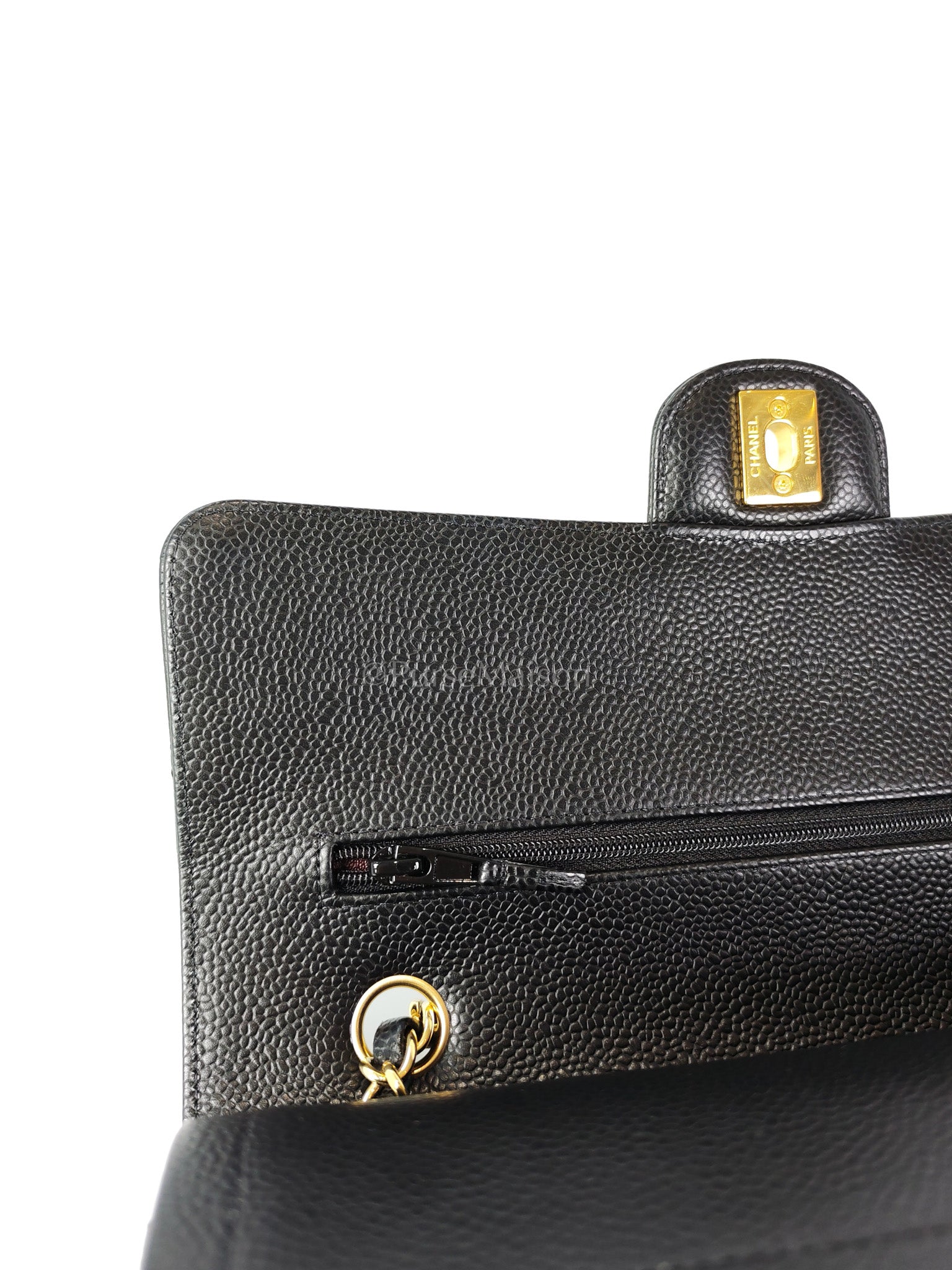 Classic Double Flap Medium in Caviar Leather and Gold Hardware (Microchip) | Purse Maison Luxury Bags Shop