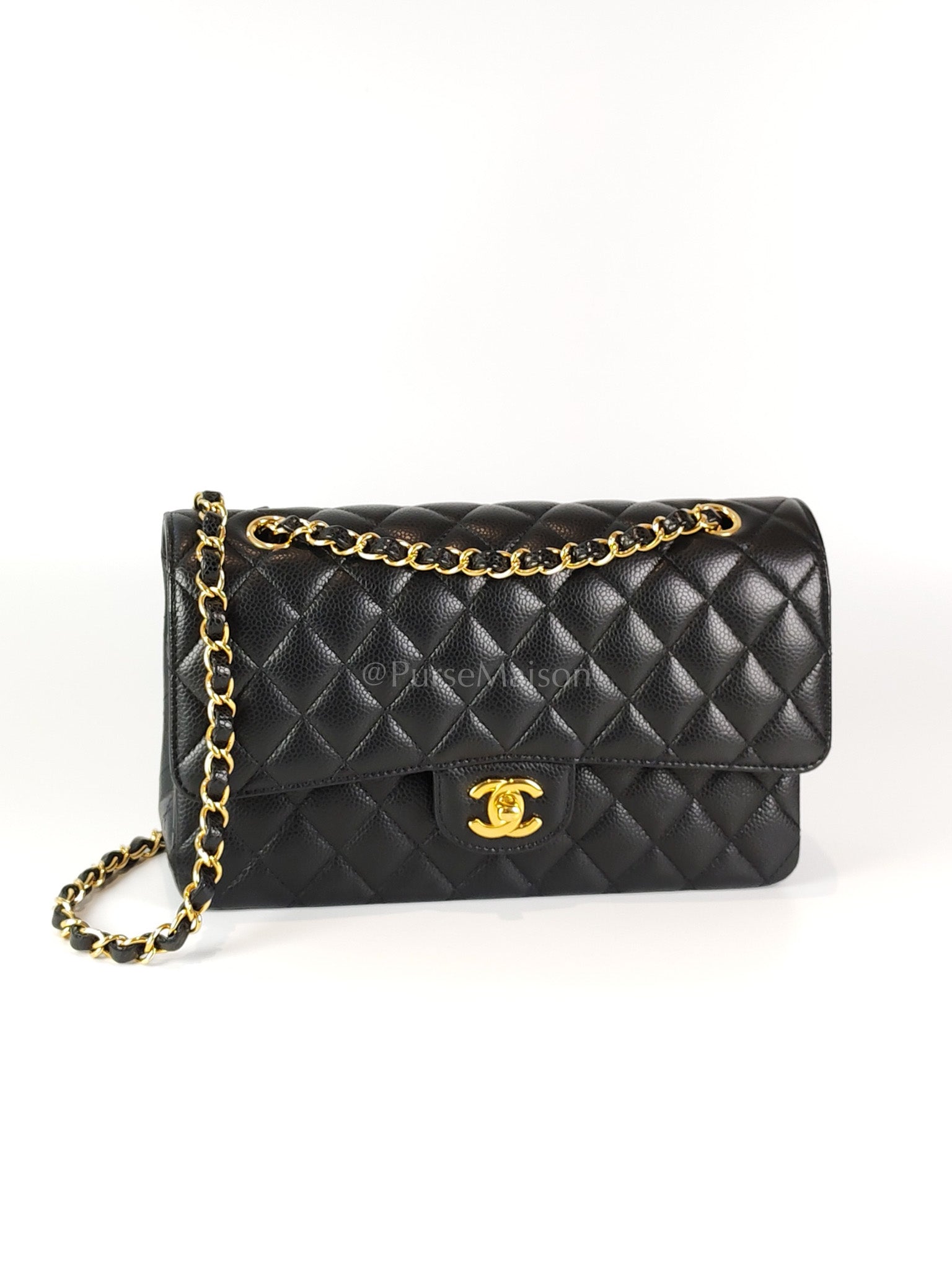 Classic Double Flap Medium in Caviar Leather and Gold Hardware (Microchip) | Purse Maison Luxury Bags Shop