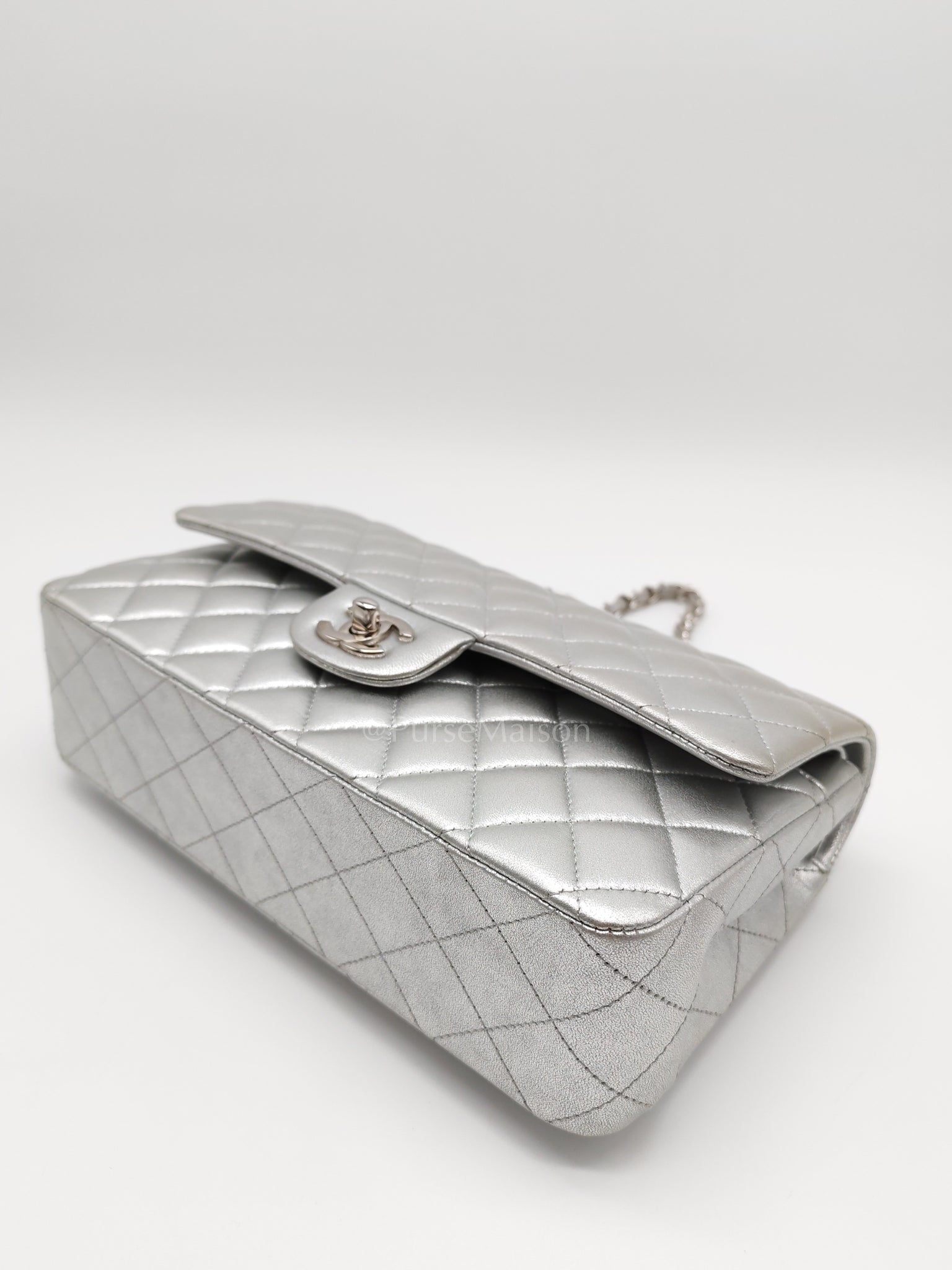 Classic Double Flap Medium in Metallic Silver and Silver Hardware (Microchip) | Purse Maison Luxury Bags Shop