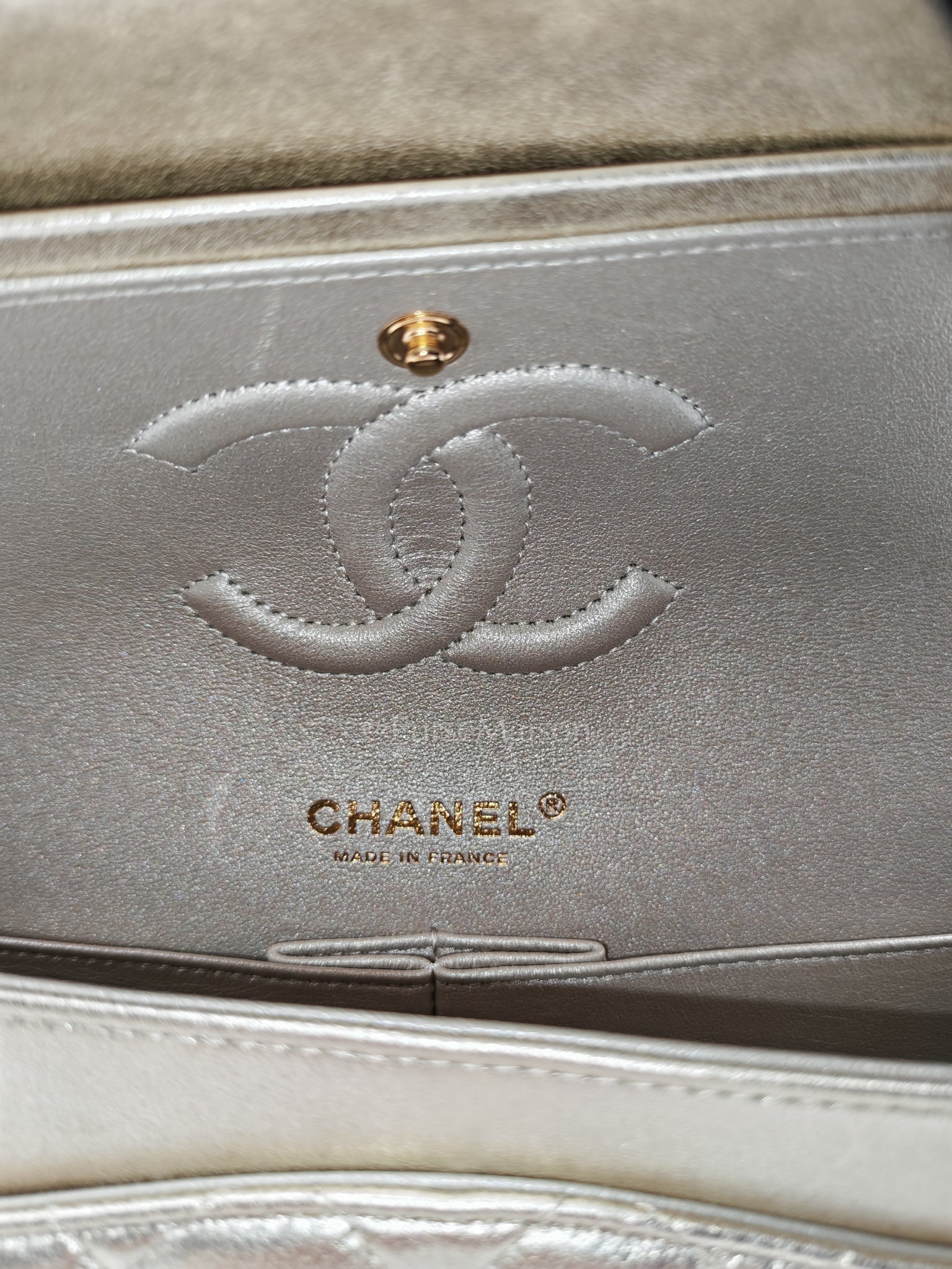 Classic Double Flap Medium Metallic Gold Lambskin Leather and Aged Gold Hardware (Microchip) | Purse Maison Luxury Bags Shop