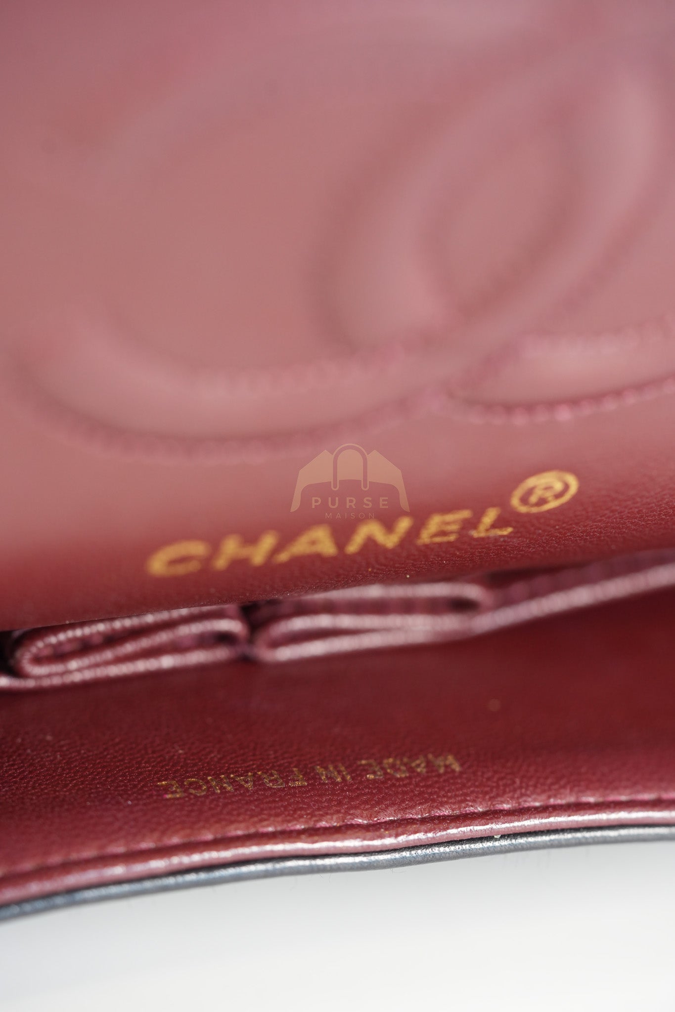 Classic Double Flap Medium Vintage in Lambskin Quilted Leather and Gold Hardware Series 1 | Purse Maison Luxury Bags Shop