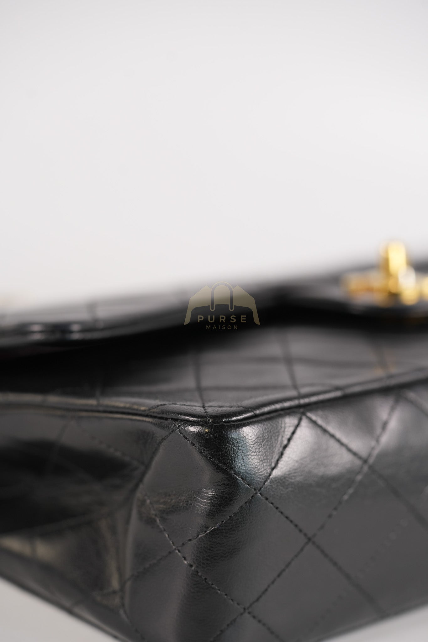 Classic Double Flap Medium Vintage in Lambskin Quilted Leather and Gold Hardware Series 1 | Purse Maison Luxury Bags Shop