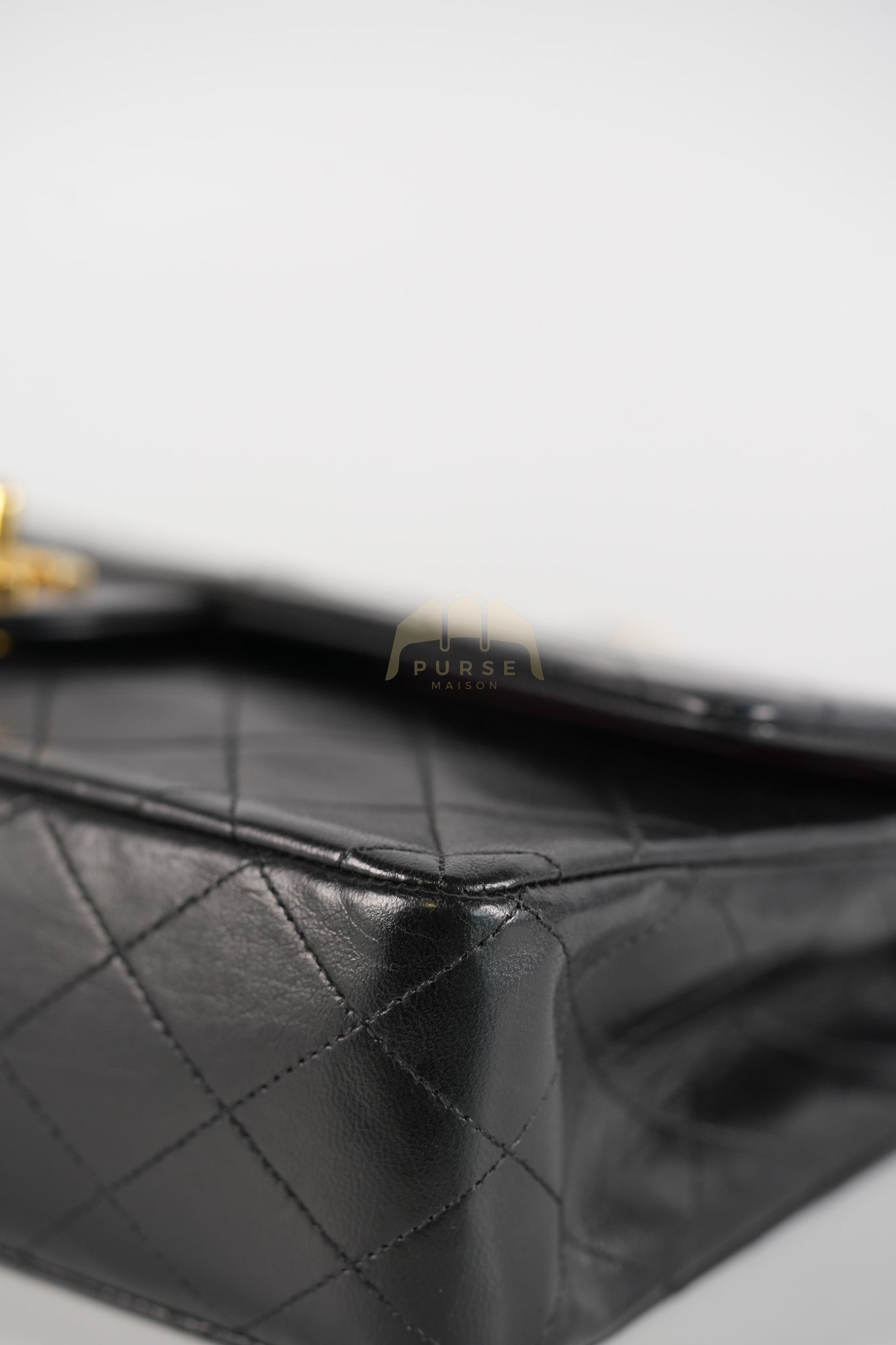 Classic Double Flap Medium Vintage in Lambskin Quilted Leather and Gold Hardware Series 1 | Purse Maison Luxury Bags Shop