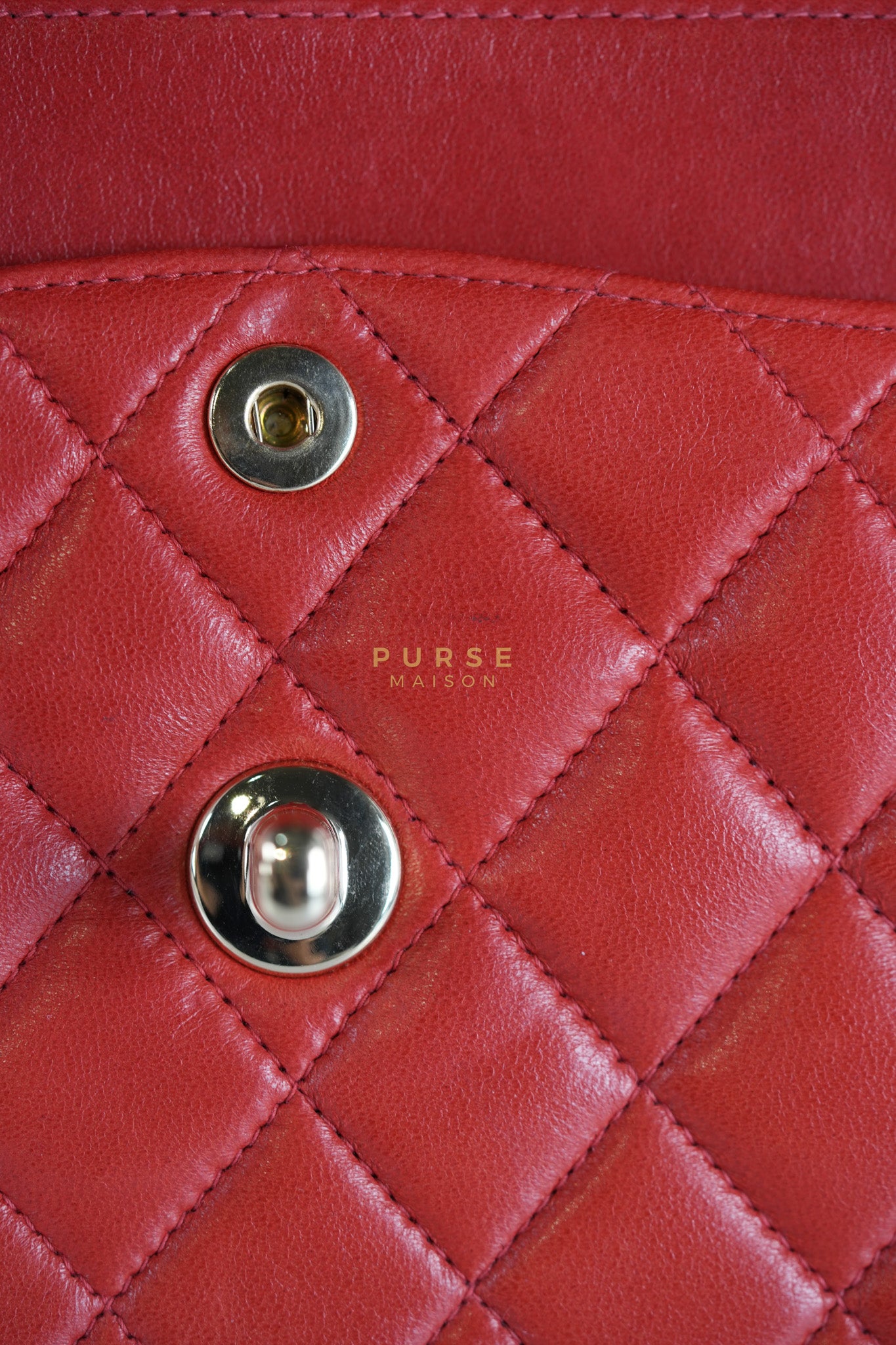 Classic Double Flap Small Vintage in Red Lambskin Leather and 24k Gold Hardware Series 6 | Purse Maison Luxury Bags Shop