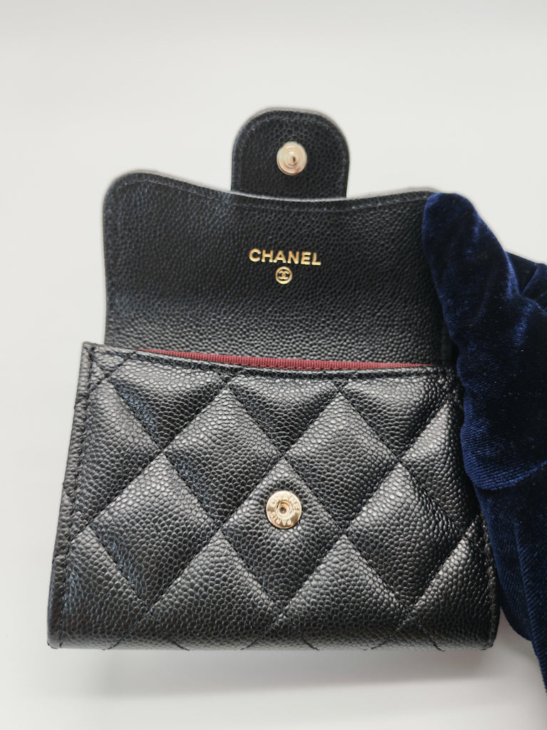 Classic Flap Card Holder Double Compartment in Black Quilted Caviar Leather and Silver Hardware (Microchip) | Purse Maison Luxury Bags Shop