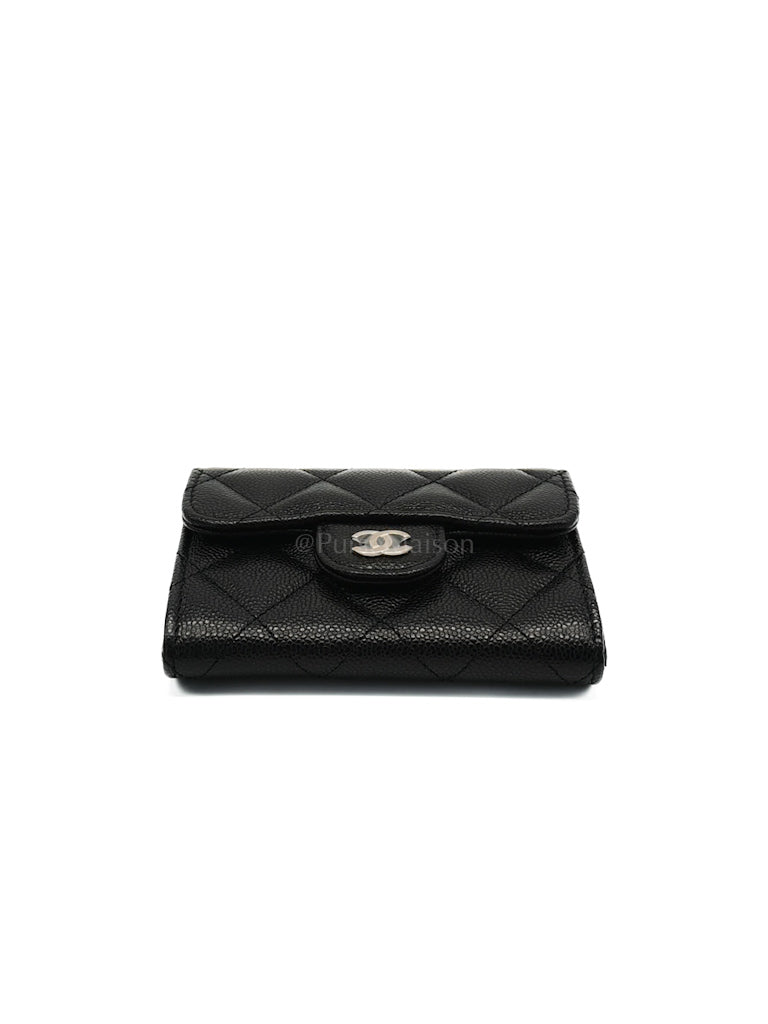 Classic Flap Card Holder Double Compartment in Black Quilted Caviar Leather and Silver Hardware (Microchip) | Purse Maison Luxury Bags Shop