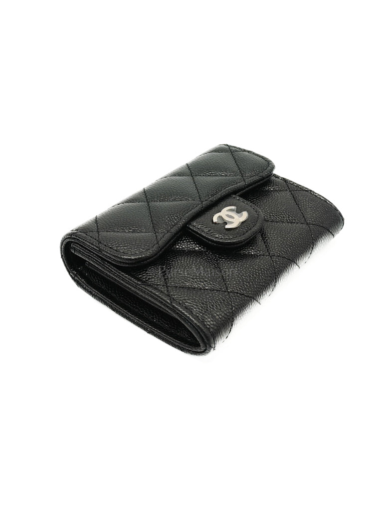 Classic Flap Card Holder Double Compartment in Black Quilted Caviar Leather and Silver Hardware (Microchip) | Purse Maison Luxury Bags Shop
