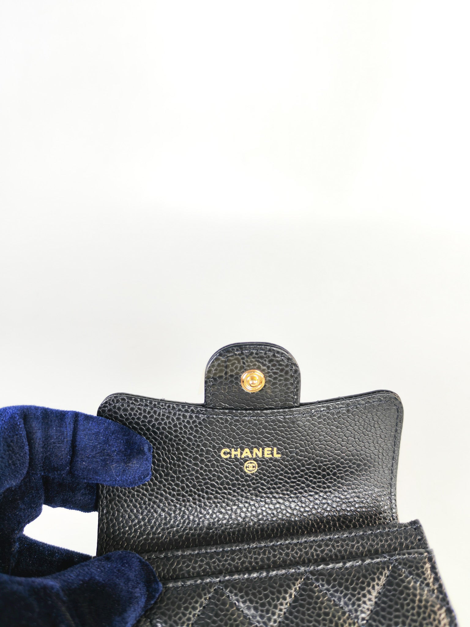 Classic Flap Card Holder in Black Caviar Leather Gold Hardware Microchip(ANG7KA21) | Purse Maison Luxury Bags Shop