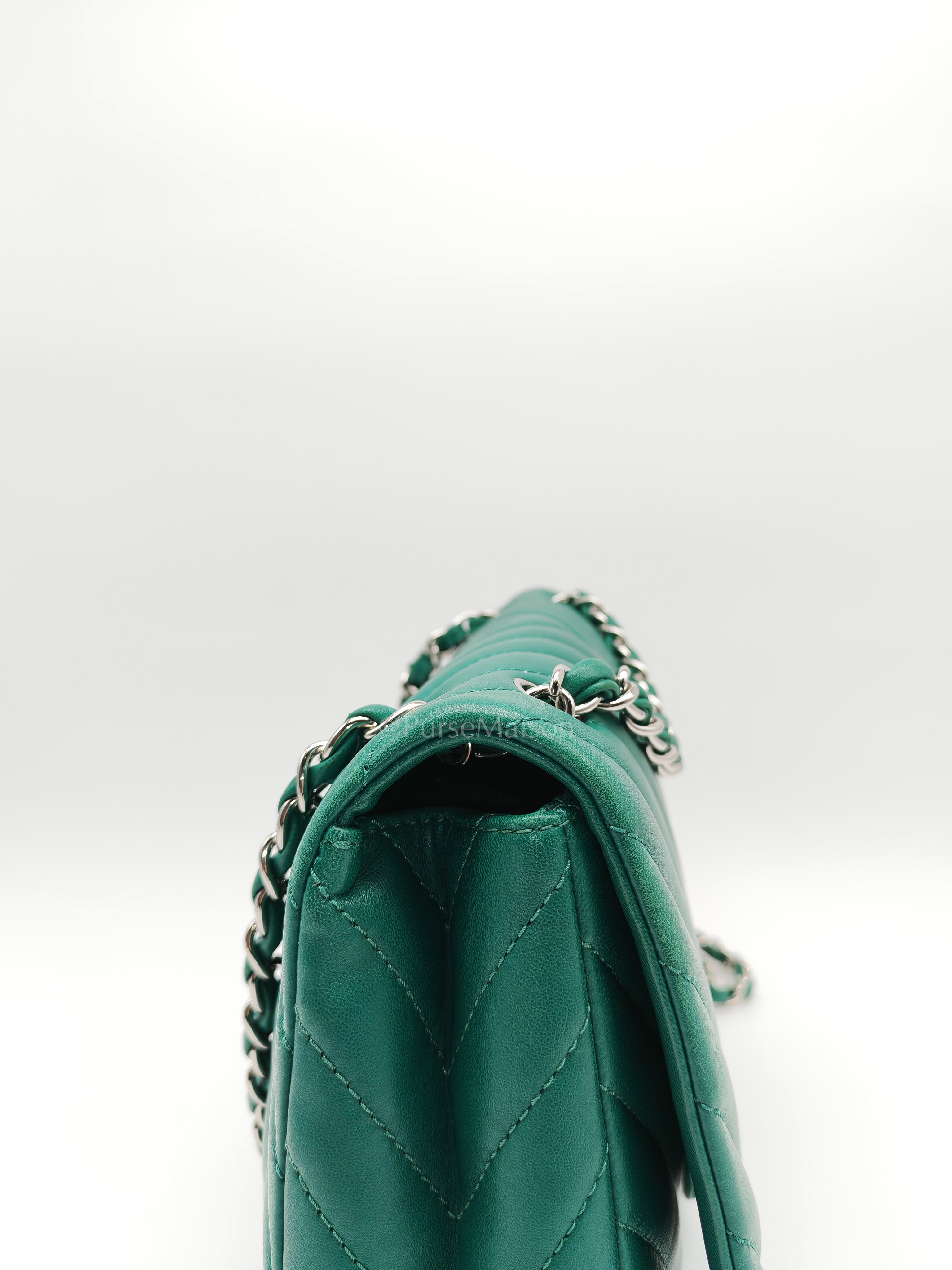 Classic Single Flap in Green Chevron Lambskin Leather & Silver Hardware (Series 13) | Purse Maison Luxury Bags Shop