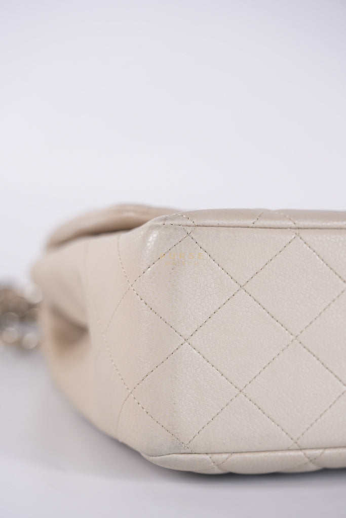 Classic Single Flap Jumbo in Light Gray Caviar Leather and Silver Hardware (Series 14) | Purse Maison Luxury Bags Shop