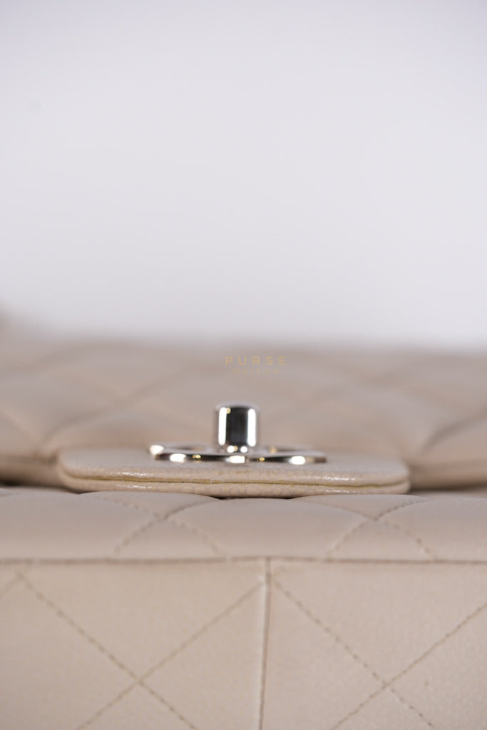 Classic Single Flap Jumbo in Light Gray Caviar Leather and Silver Hardware (Series 14) | Purse Maison Luxury Bags Shop