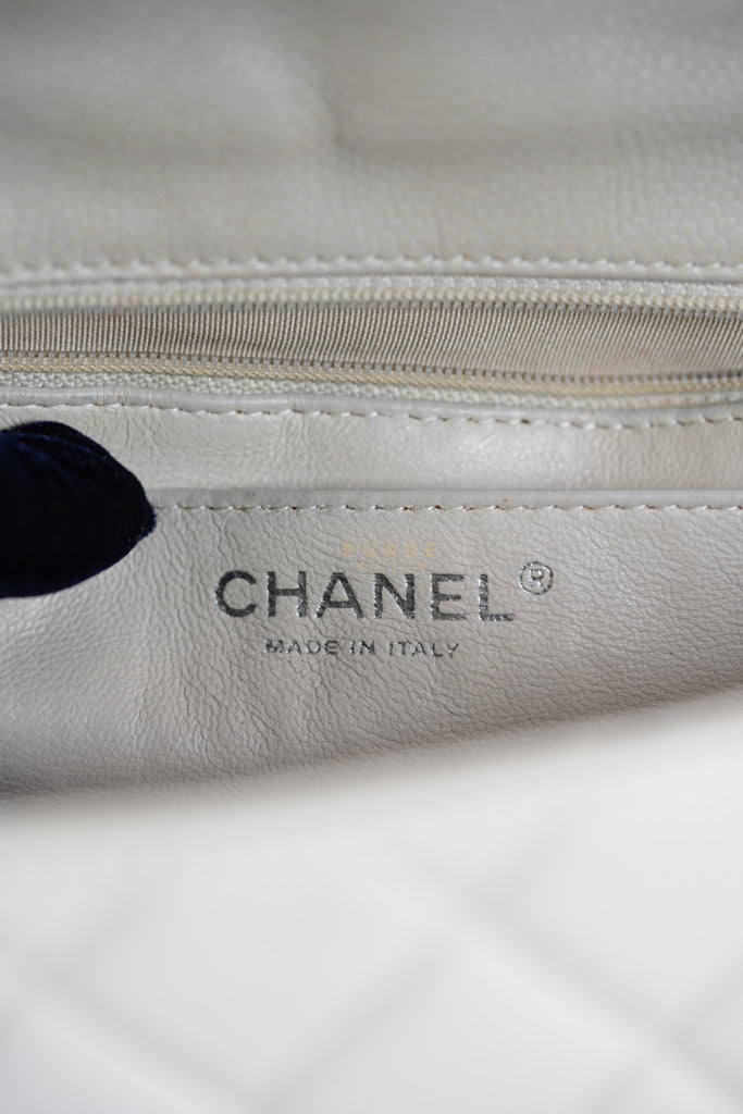 Classic Single Flap Jumbo in Light Gray Caviar Leather and Silver Hardware (Series 14) | Purse Maison Luxury Bags Shop