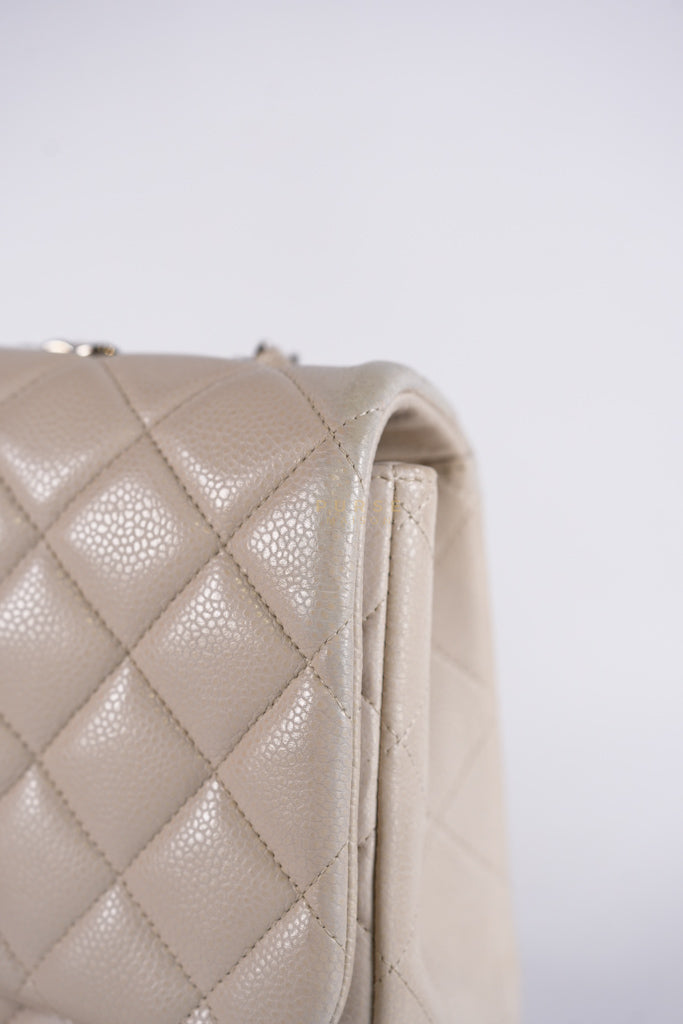 Classic Single Flap Jumbo in Light Gray Caviar Leather and Silver Hardware (Series 14) | Purse Maison Luxury Bags Shop