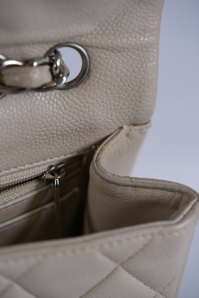 Classic Single Flap Jumbo in Light Gray Caviar Leather and Silver Hardware (Series 14) | Purse Maison Luxury Bags Shop
