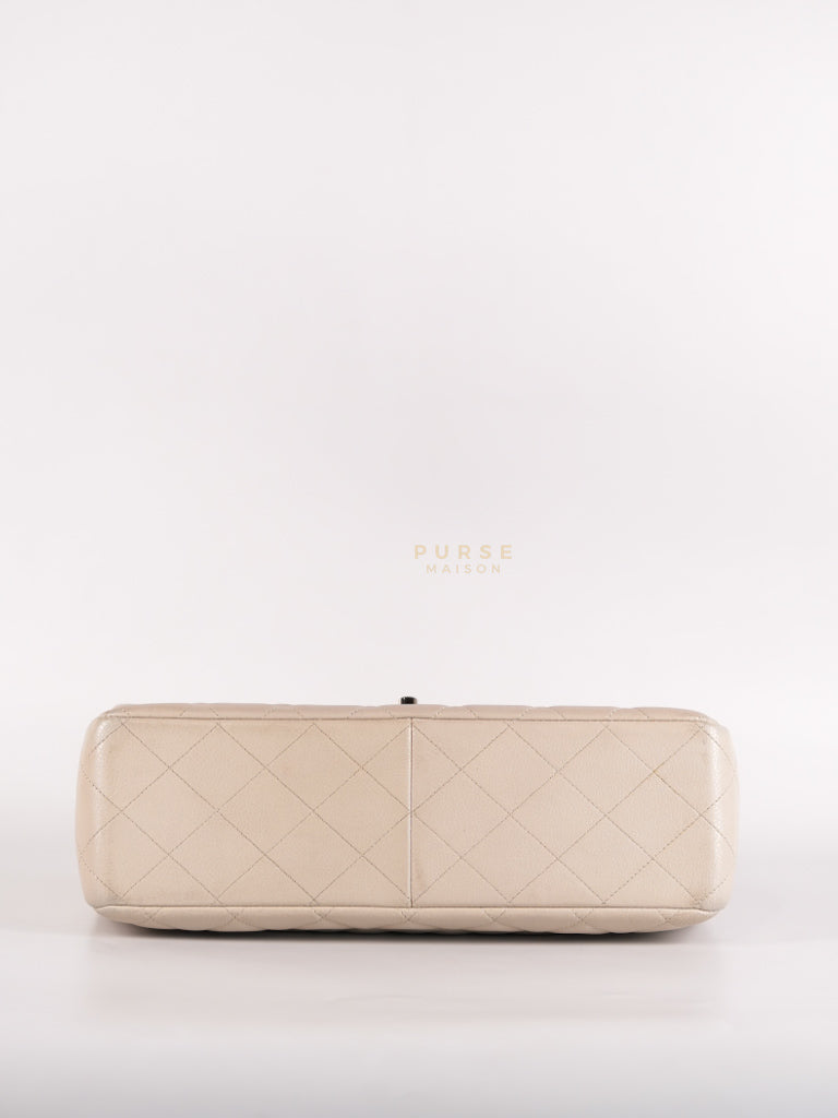 Classic Single Flap Jumbo in Light Gray Caviar Leather and Silver Hardware (Series 14) | Purse Maison Luxury Bags Shop