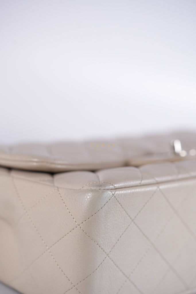 Classic Single Flap Jumbo in Light Gray Caviar Leather and Silver Hardware (Series 14) | Purse Maison Luxury Bags Shop