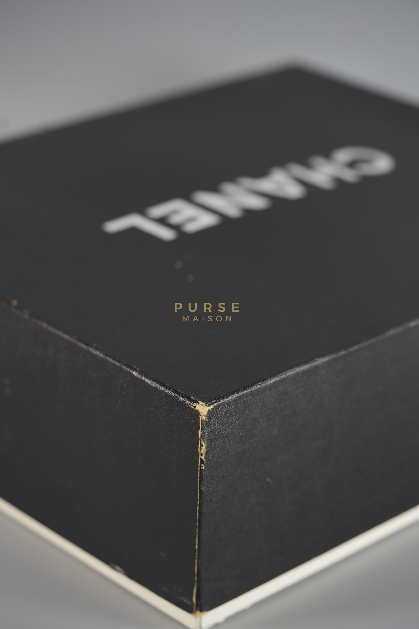 Classic Single Flap Jumbo in White Caviar Leather & Silver Hardware Series 10 | Purse Maison Luxury Bags Shop