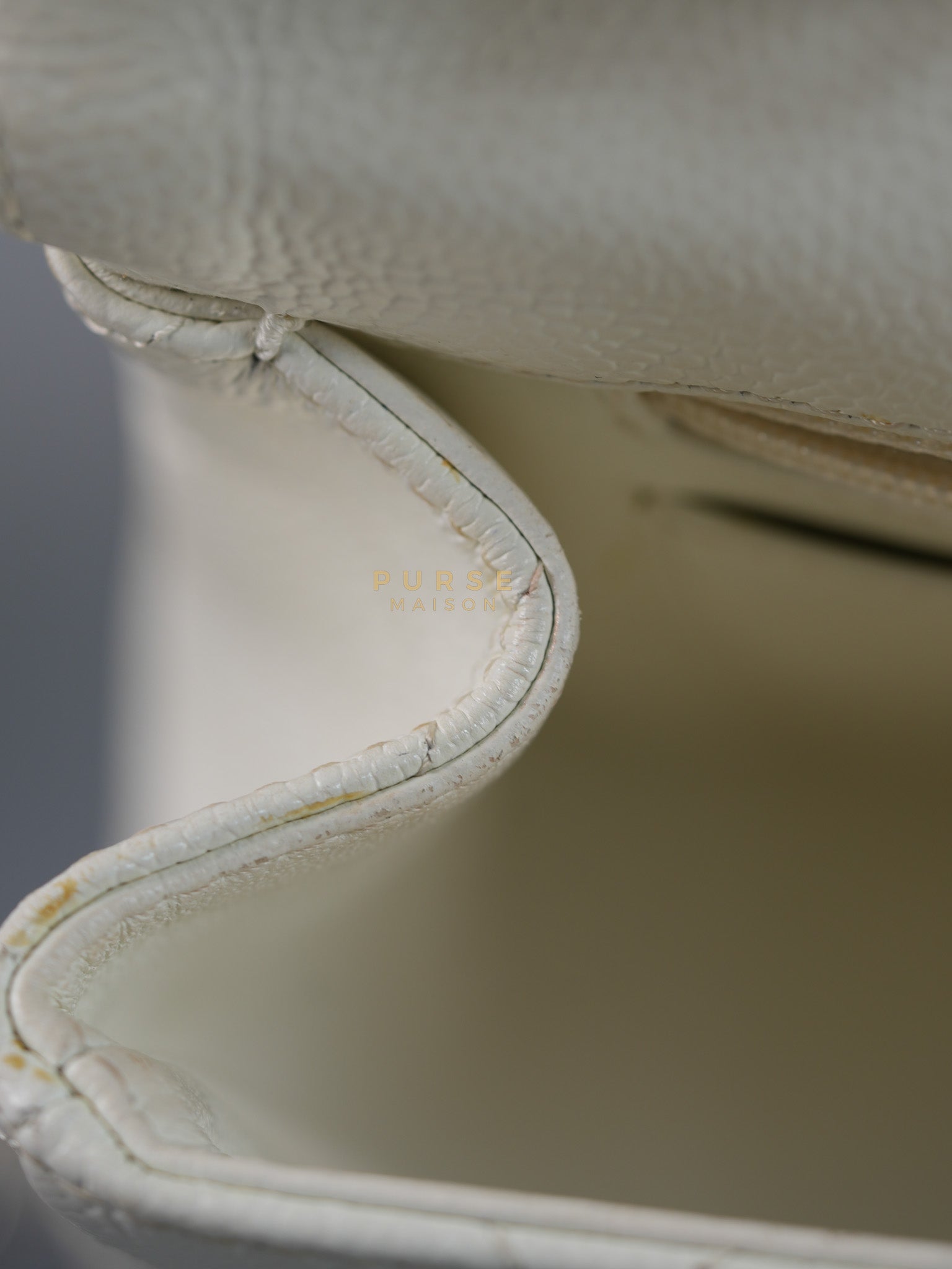 Classic Single Flap Jumbo in White Caviar Leather & Silver Hardware Series 10 | Purse Maison Luxury Bags Shop