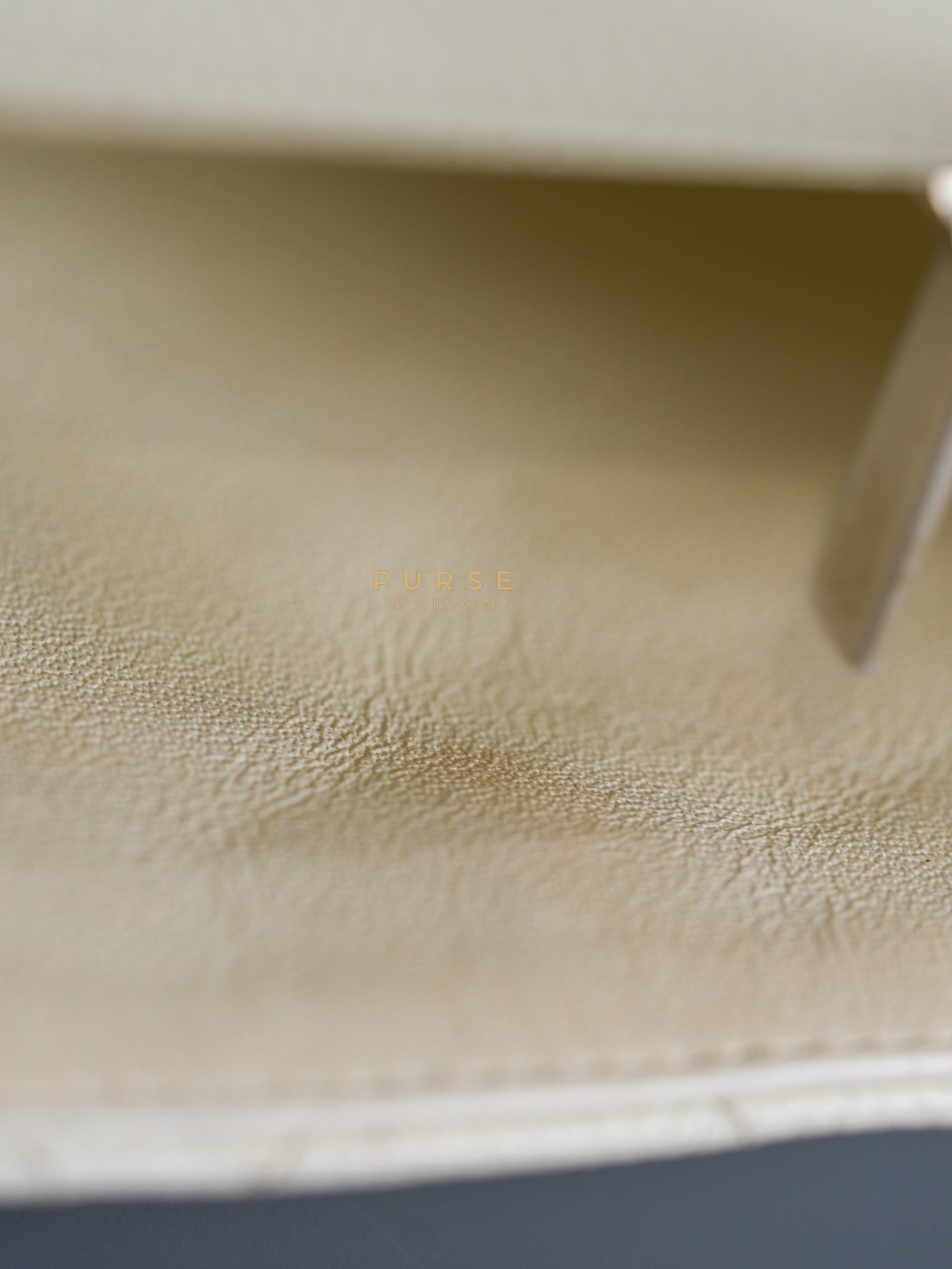 Classic Single Flap Jumbo in White Caviar Leather & Silver Hardware Series 10 | Purse Maison Luxury Bags Shop