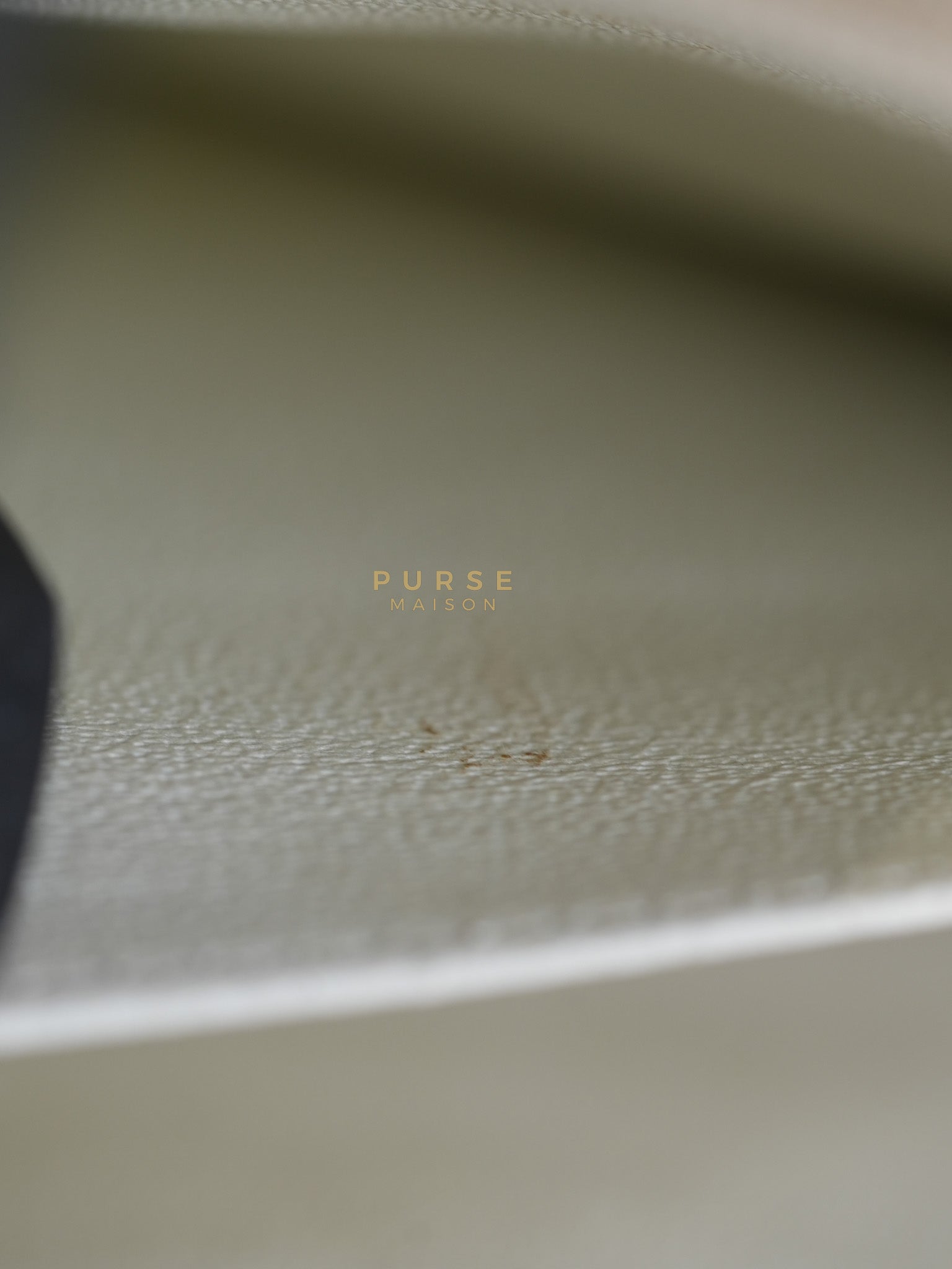 Classic Single Flap Jumbo in White Caviar Leather & Silver Hardware Series 10 | Purse Maison Luxury Bags Shop