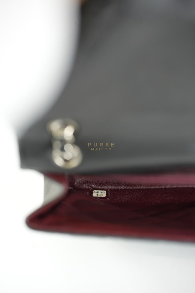 Classic Single Flap Maxi in Black Lambskin Leather and Silver Hardware Series 13 | Purse Maison Luxury Bags Shop